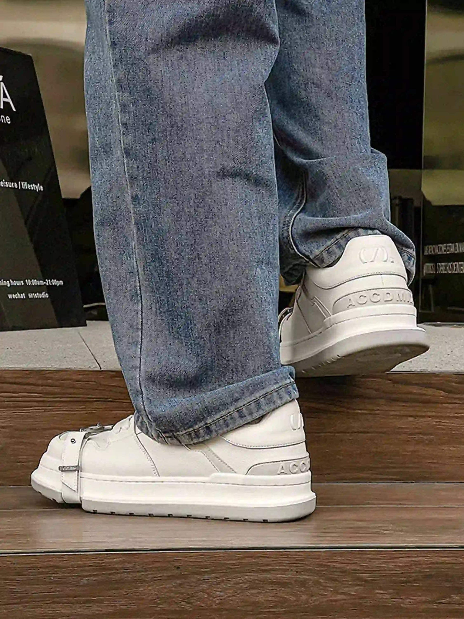 Disguisen Street Lace-Up Low-Top Square Toe Sneakers