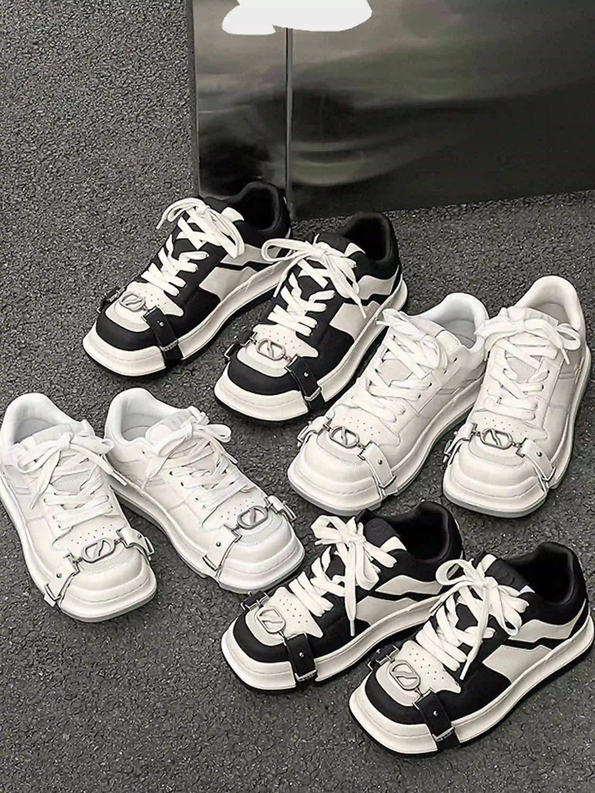 Disguisen Street Lace-Up Low-Top Square Toe Sneakers