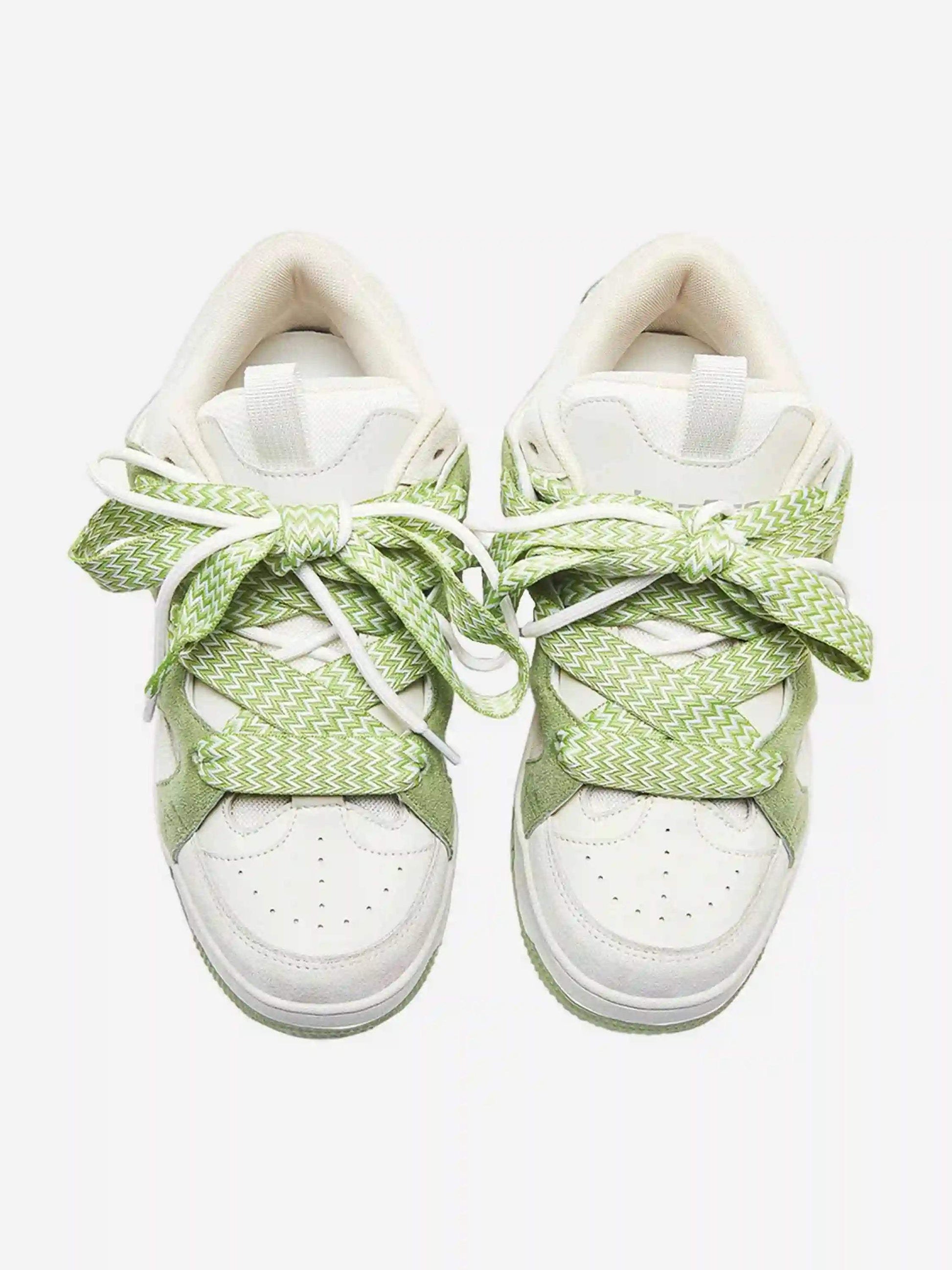 Disguisen Street Rap Sneakers With Thick Sole Structure Design