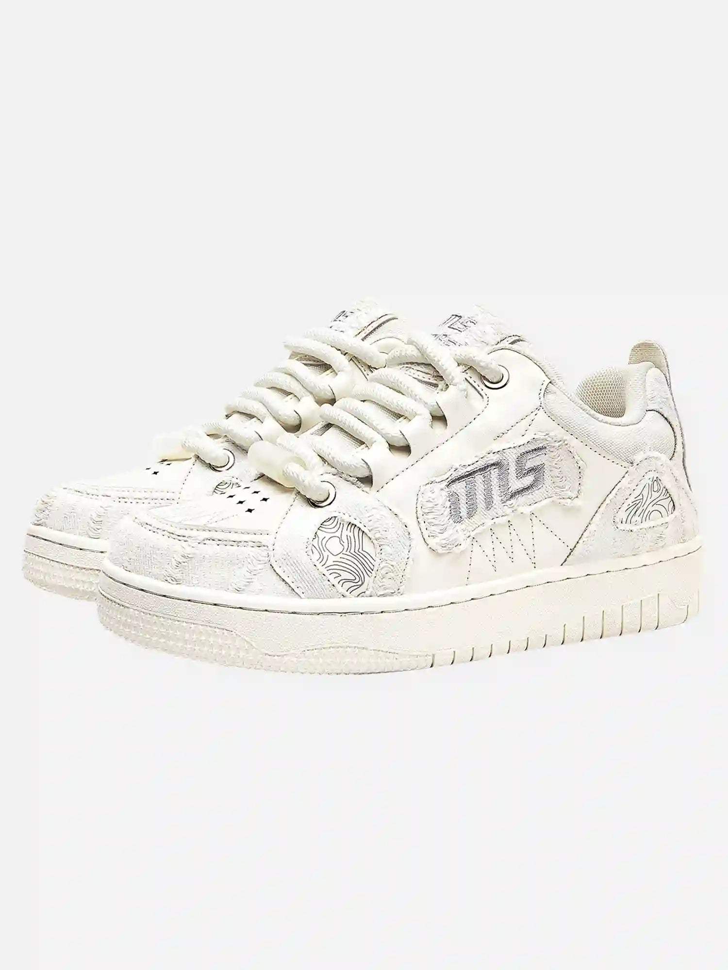 Disguisen American Trendy Embroidered Letter Sneakers