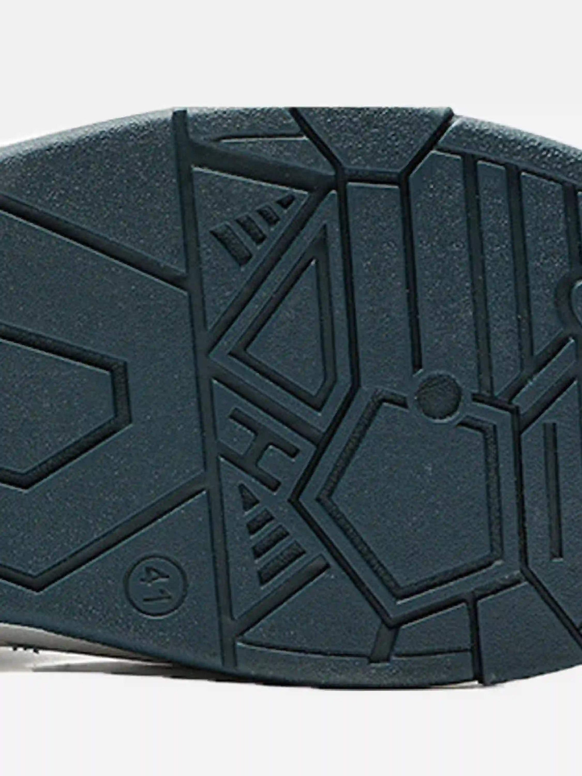 Disguisen Street Blue And White Porcelain Star Sneakers