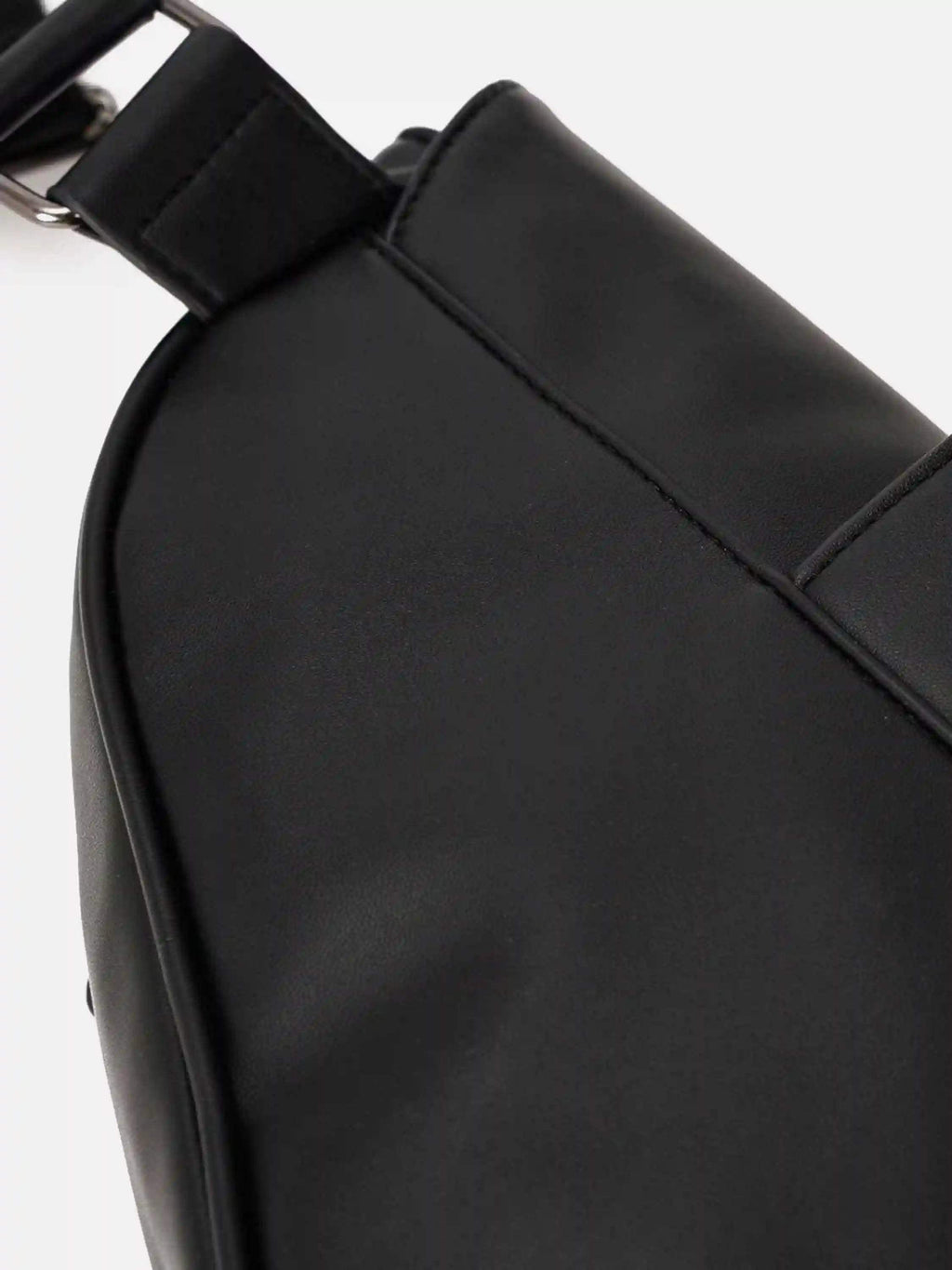 Disguisen High Street Saddle Bag Shoulder Bag