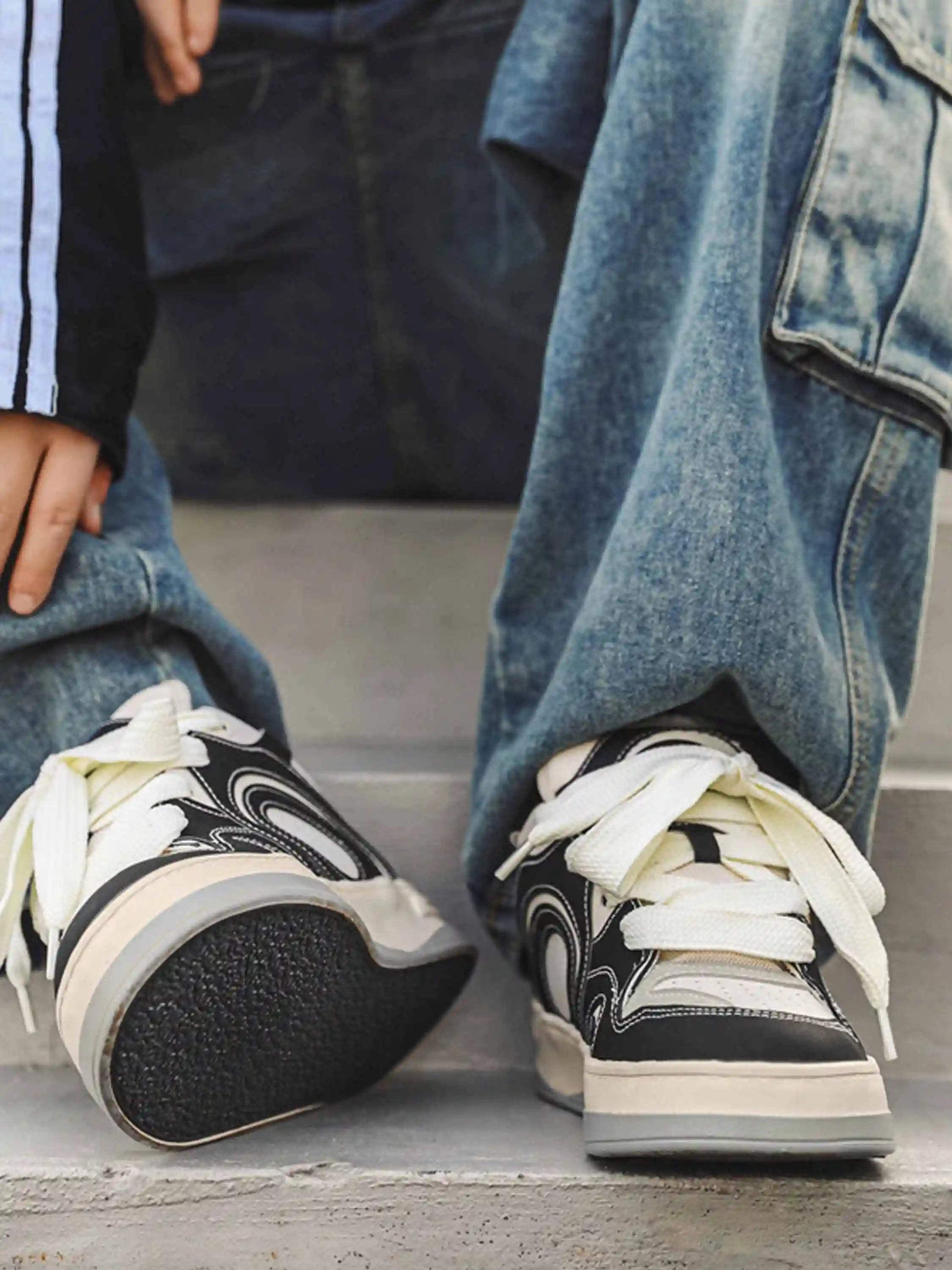 Disguisen Personalized American Hip-Hop Bread Shoes