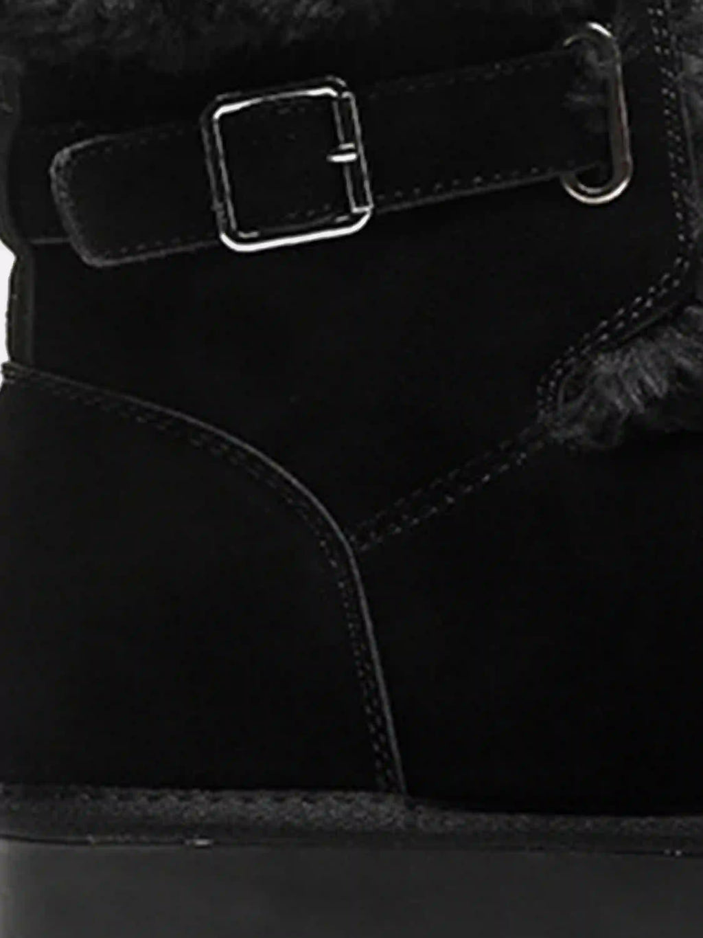 Disguisen Fleece Button Boots