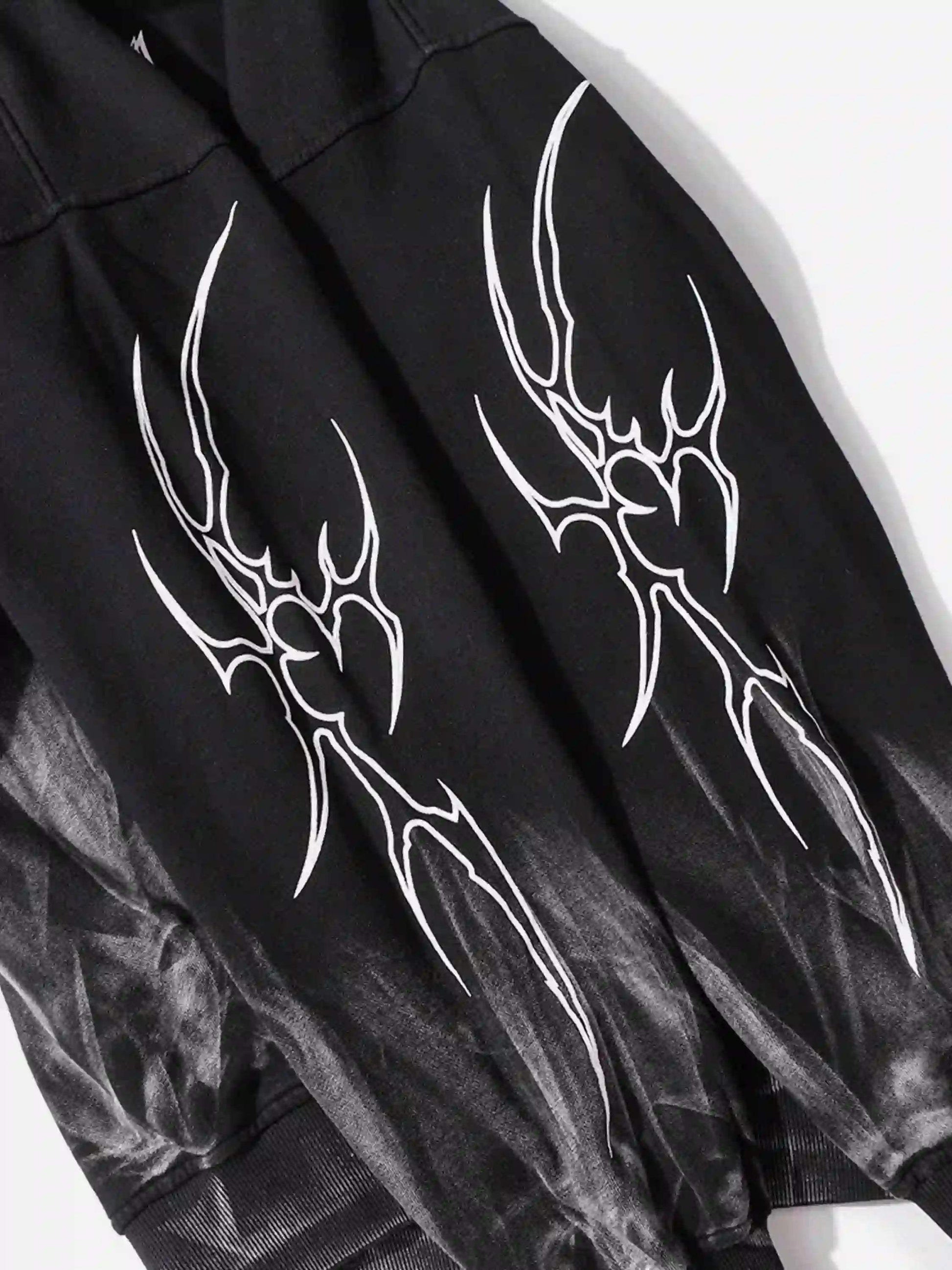 Disguisen American Style Dark Letter Graffiti Hoodie