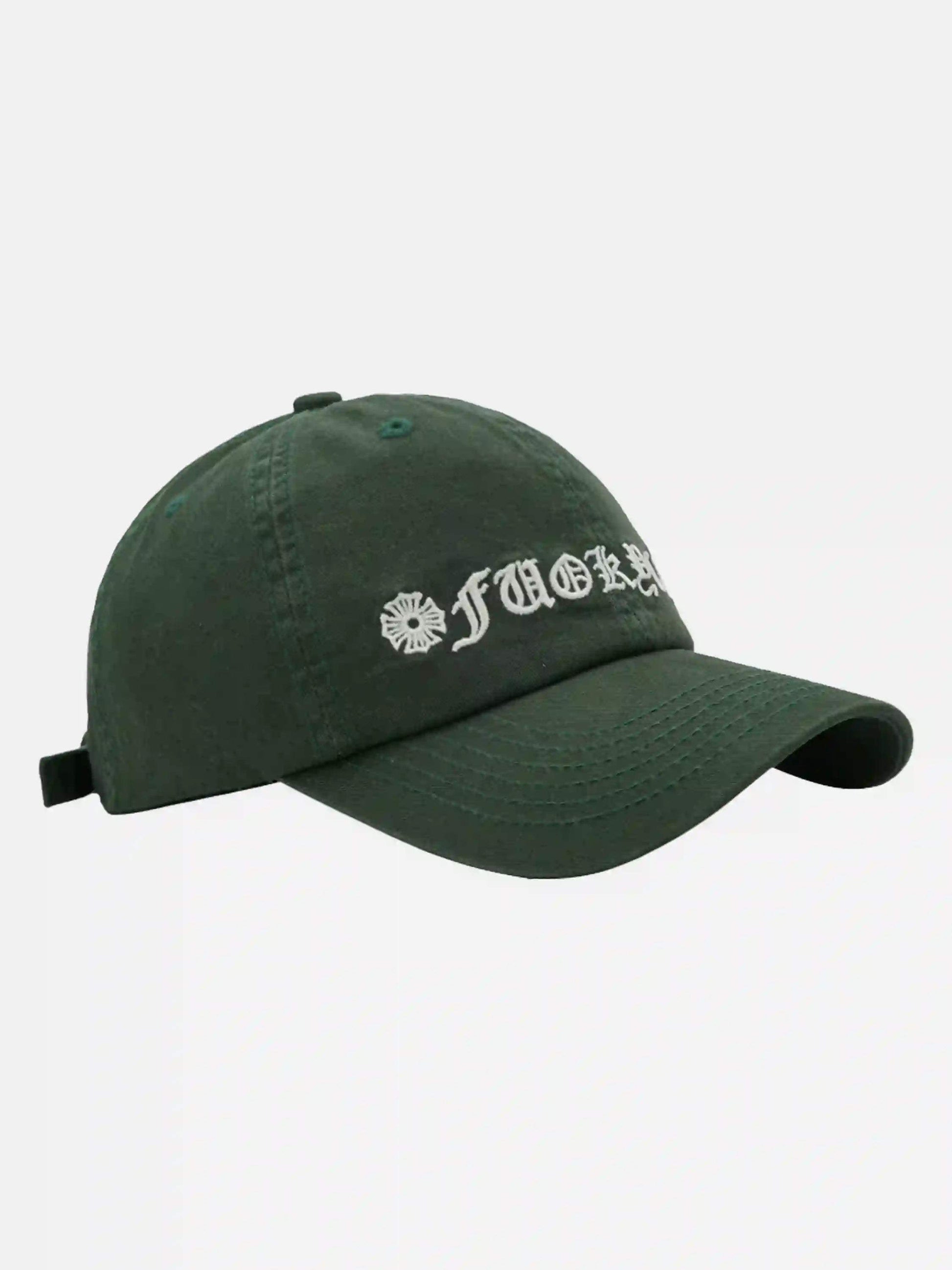 Disguisen Street Gothic Letter Embroidered Baseball Cap