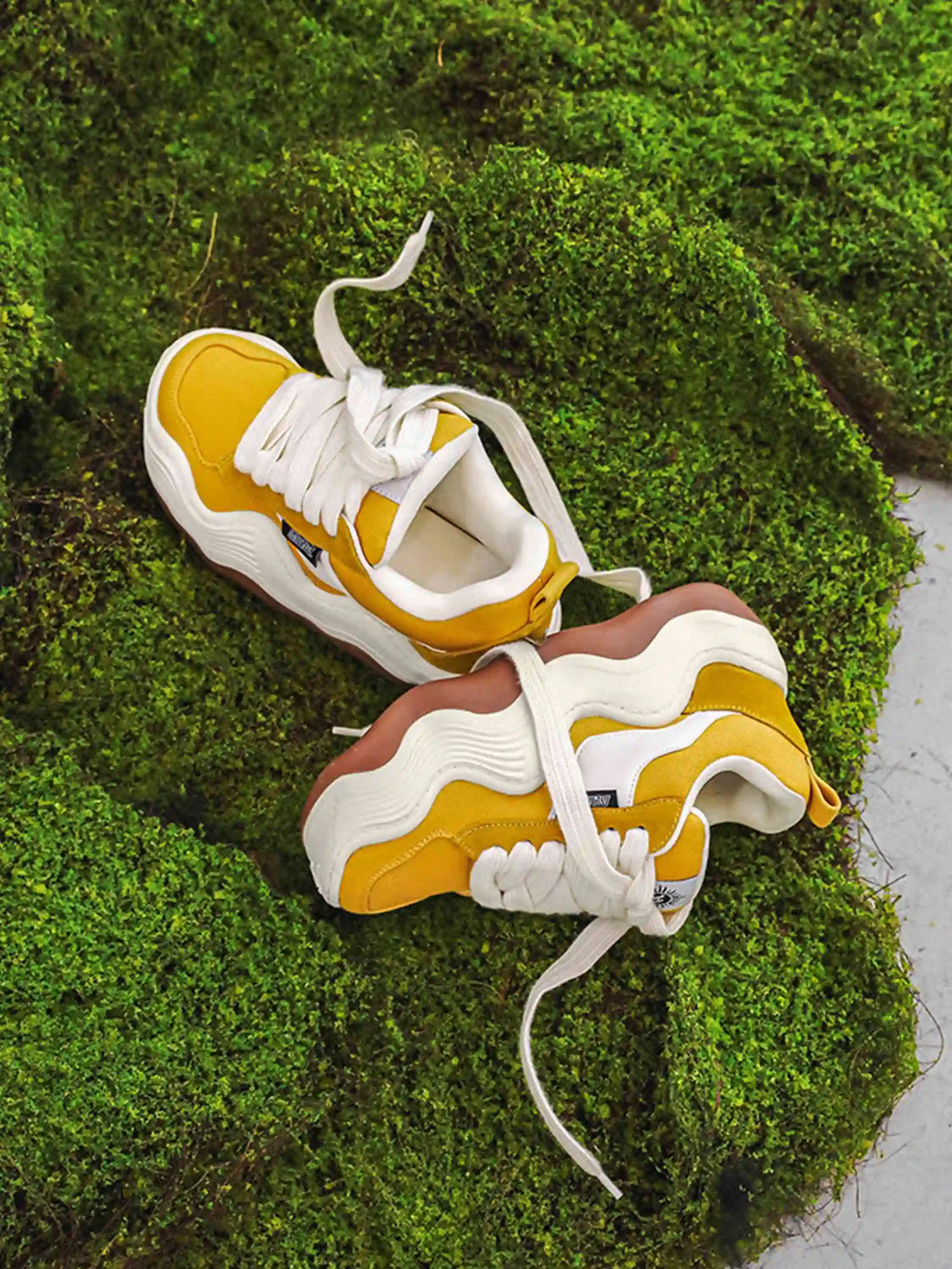 Disguisen Big Wave Contrast Color Sneakers