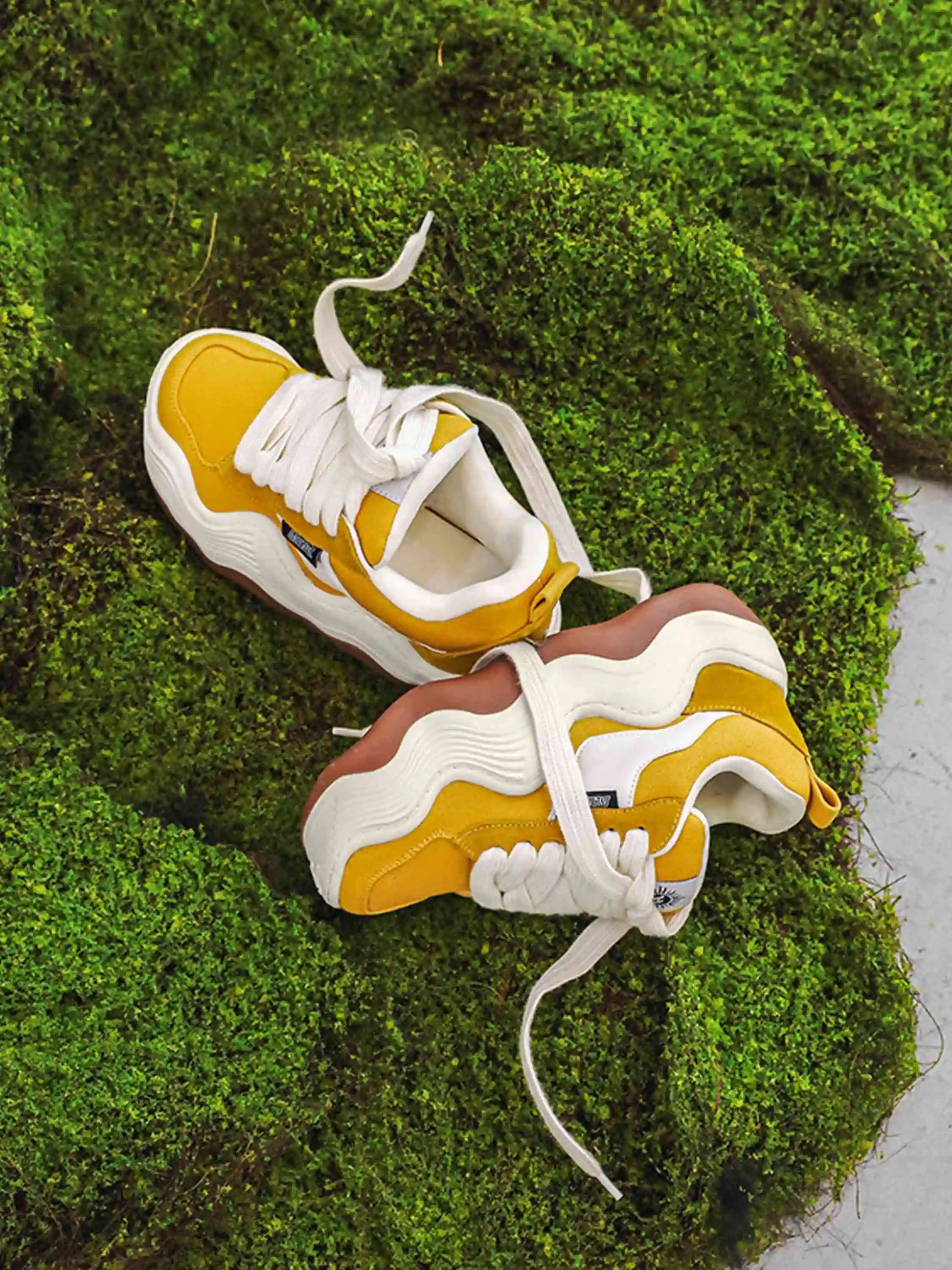Disguisen Big Wave Contrast Color Sneakers