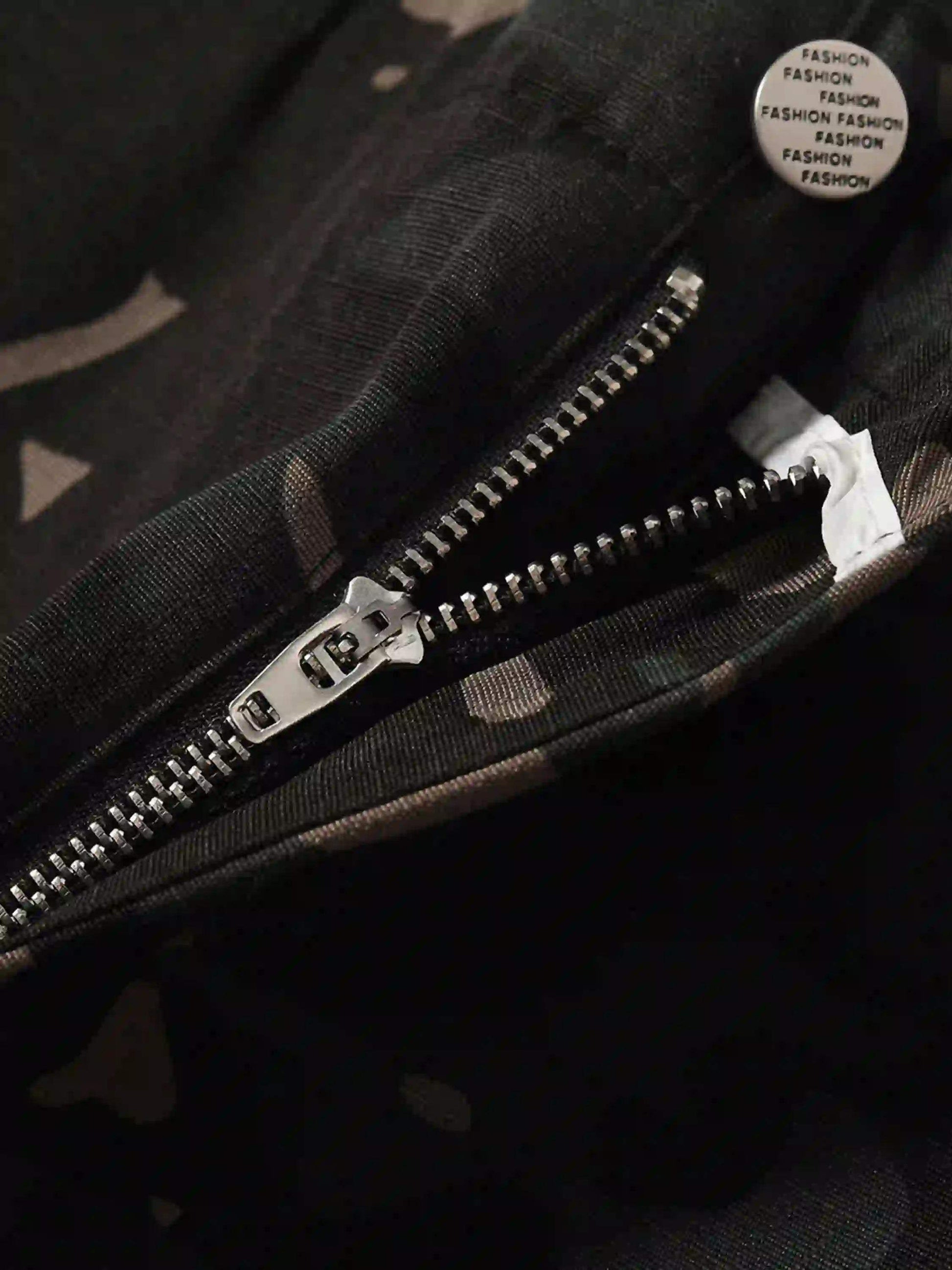 Disguisen Street Dark Camouflage Zipper Cargo Pants