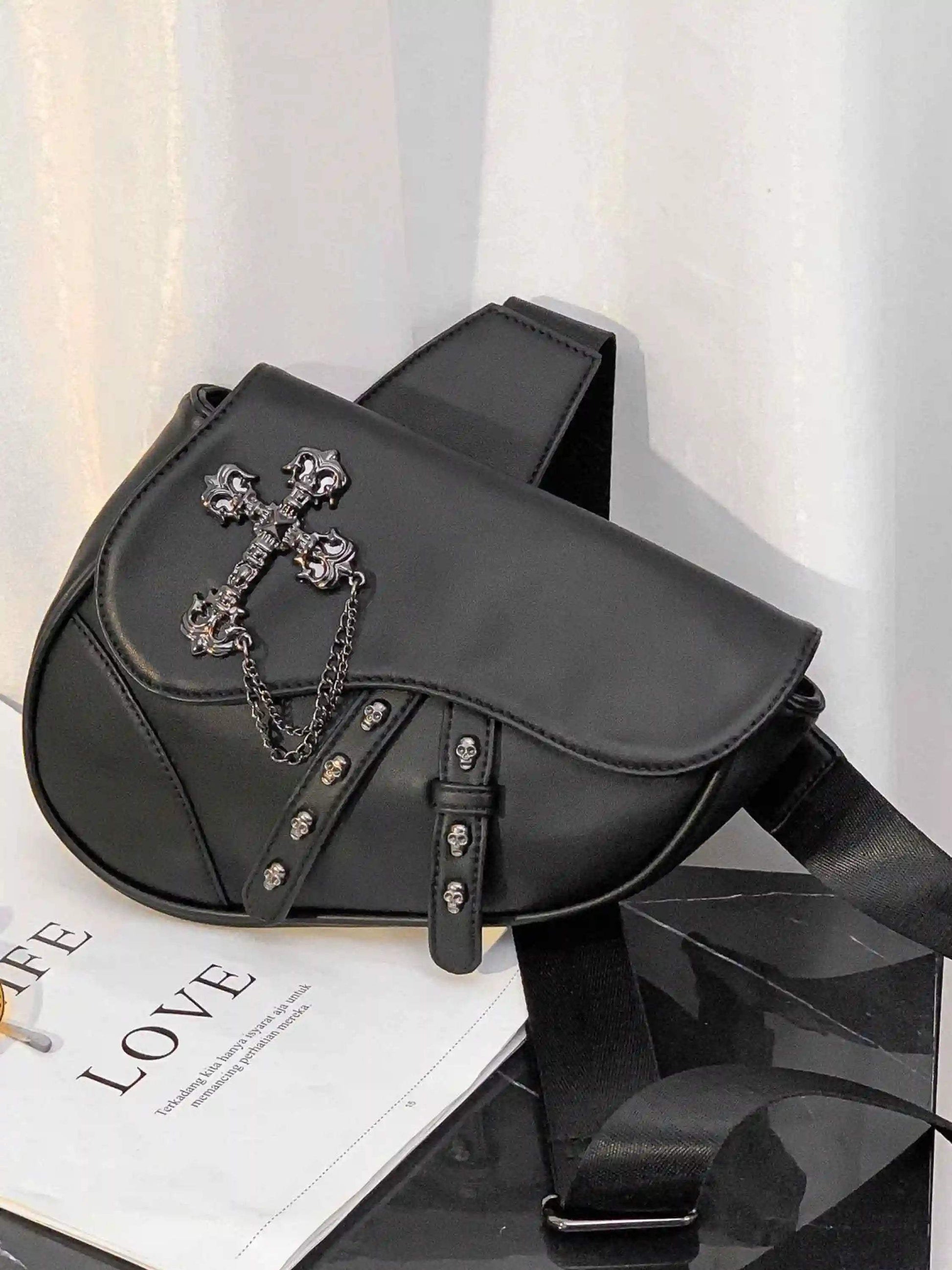 Disguisen High Street Saddle Bag Shoulder Bag
