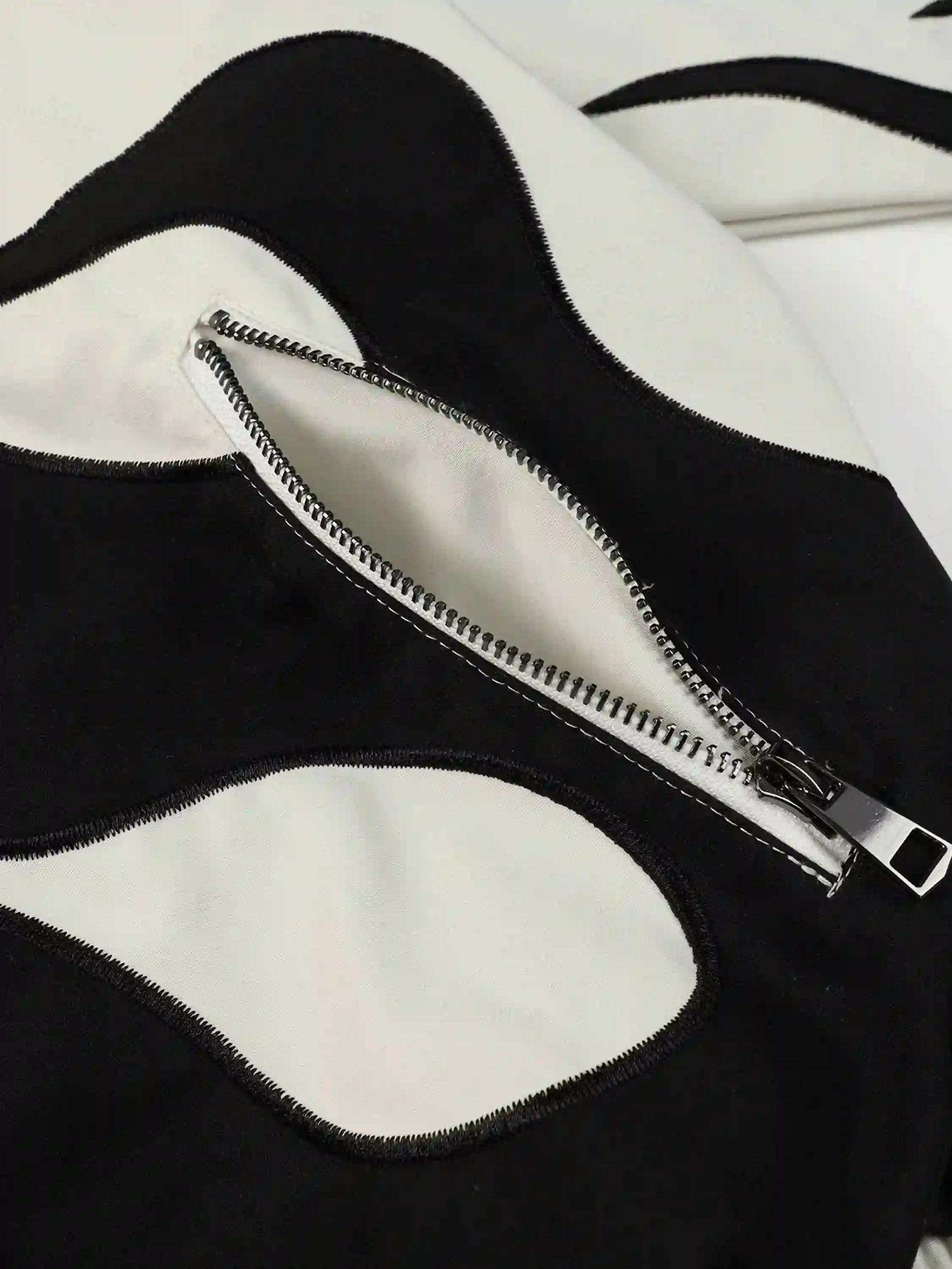 Disguisen Hip Hop Street Patches Flame Lapel Jacket