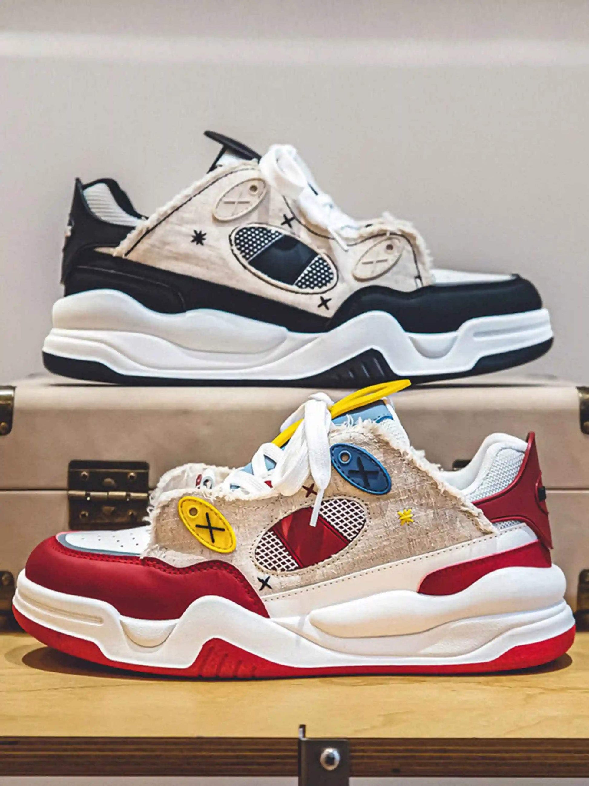 Disguisen Black And White Contrast Thick Bottom Bread Sneakers