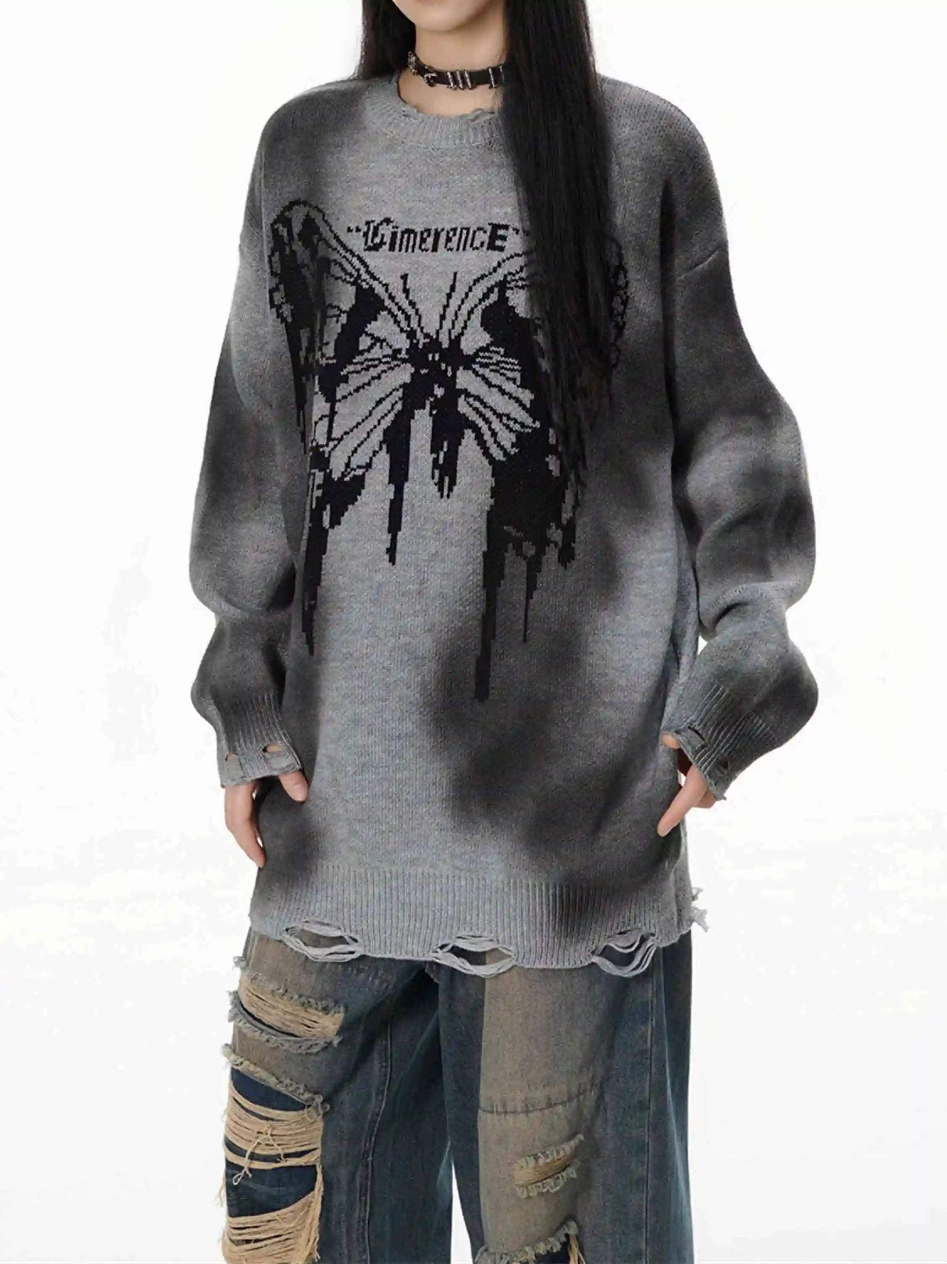 Disguisen Hip-Hop Lazy Style Butterfly Jacquard Ripped Sweater