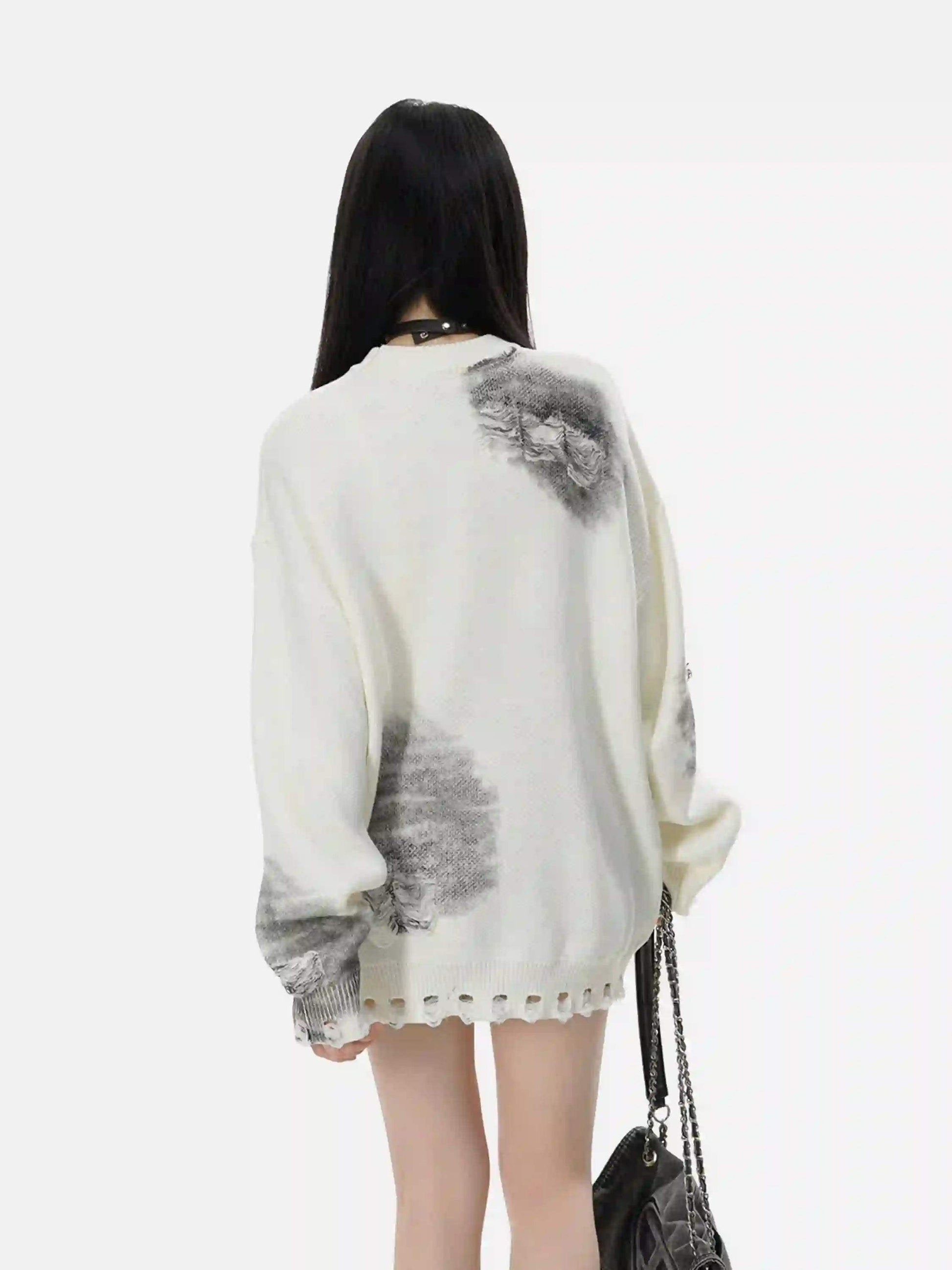 Disguisen High Street Spray Painted Distressed Dirty Chain Round Neck Sweater