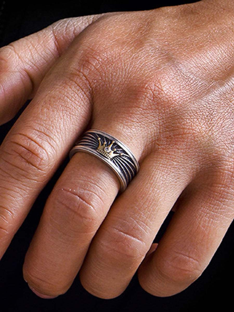 Disguisen Vintage Crown Ring