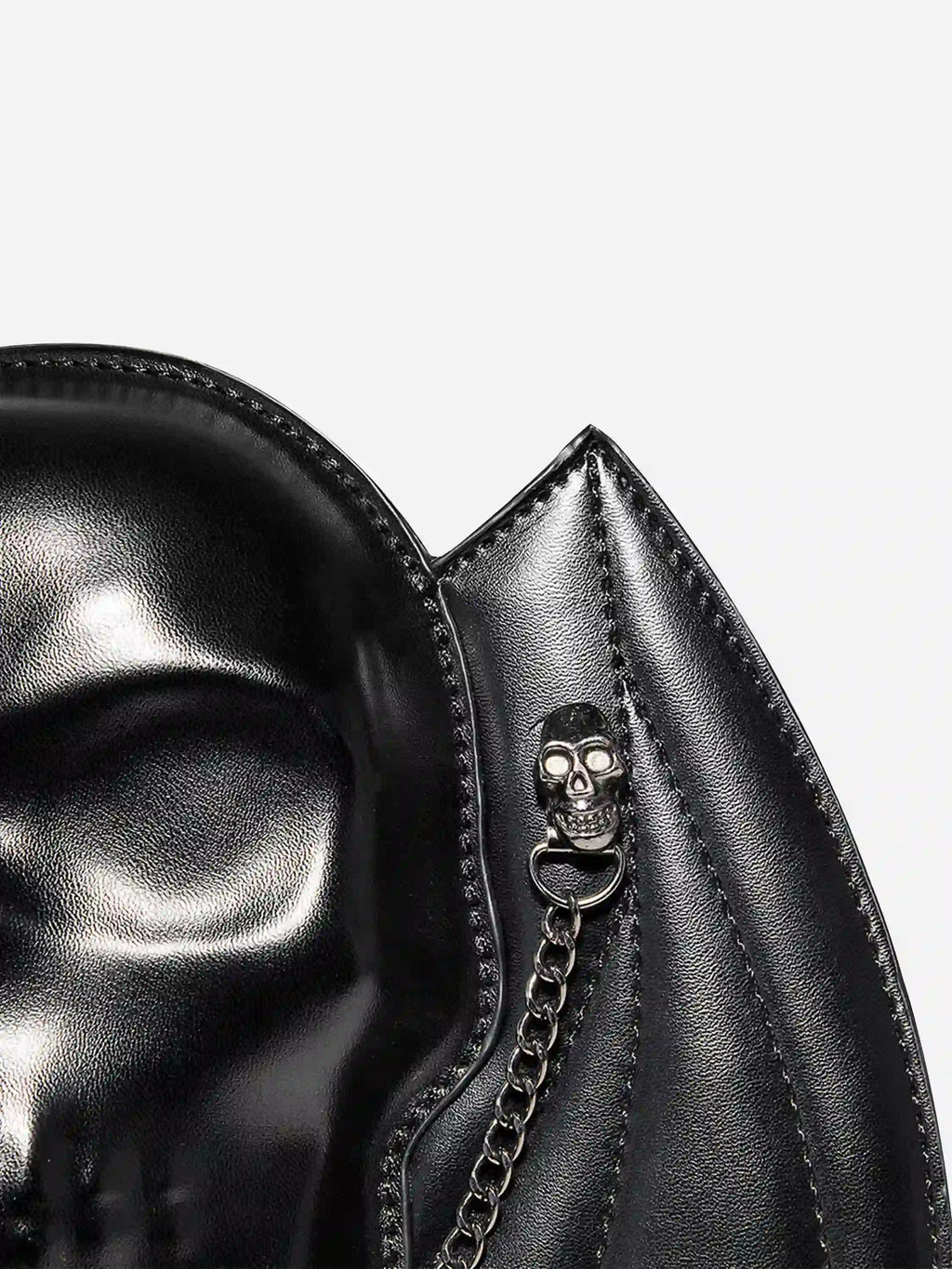 Skull Bat Chain Shoulder Bag
