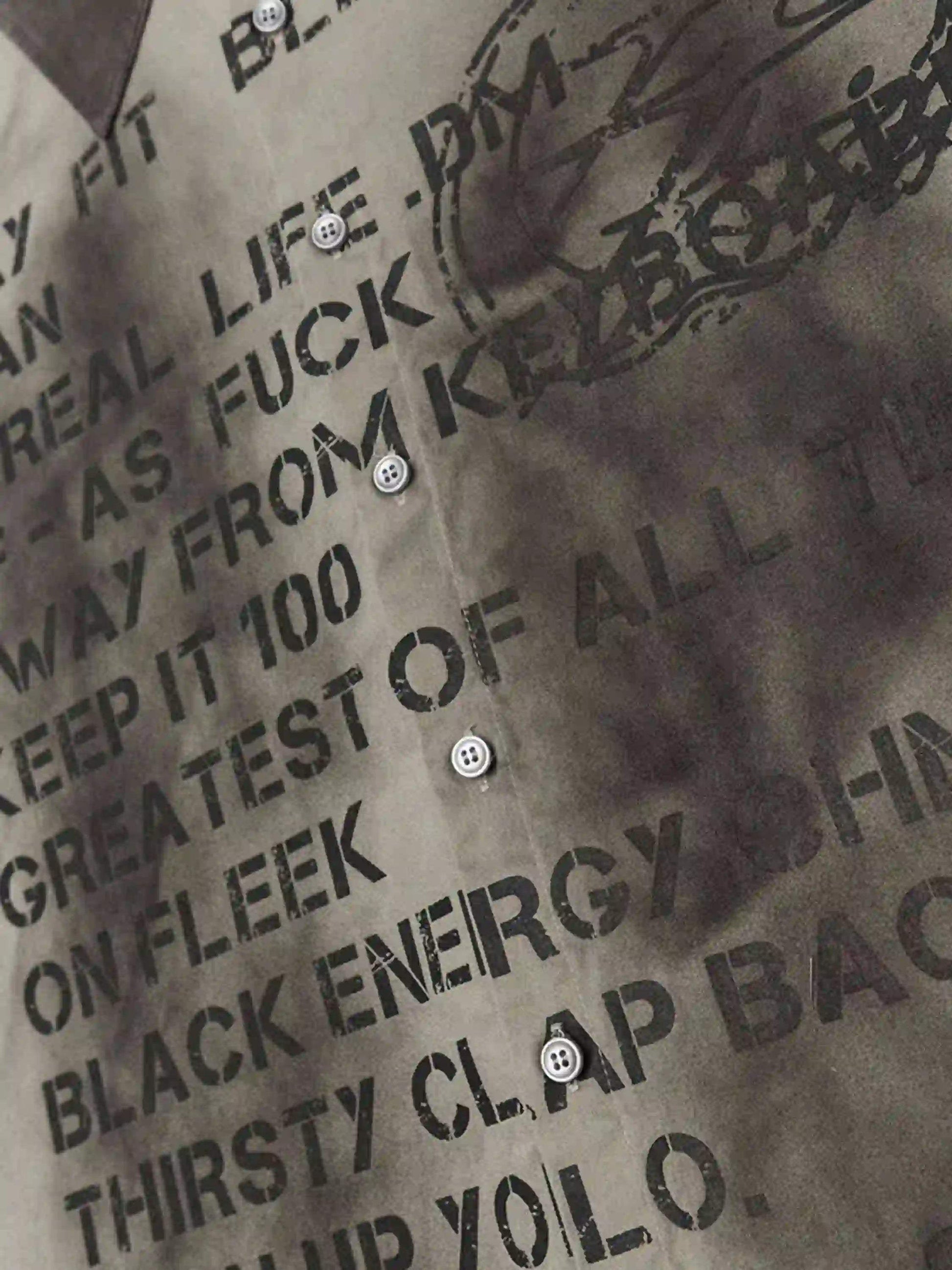 Disguisen Punk Spray-Painted Long-Sleeved Shirt
