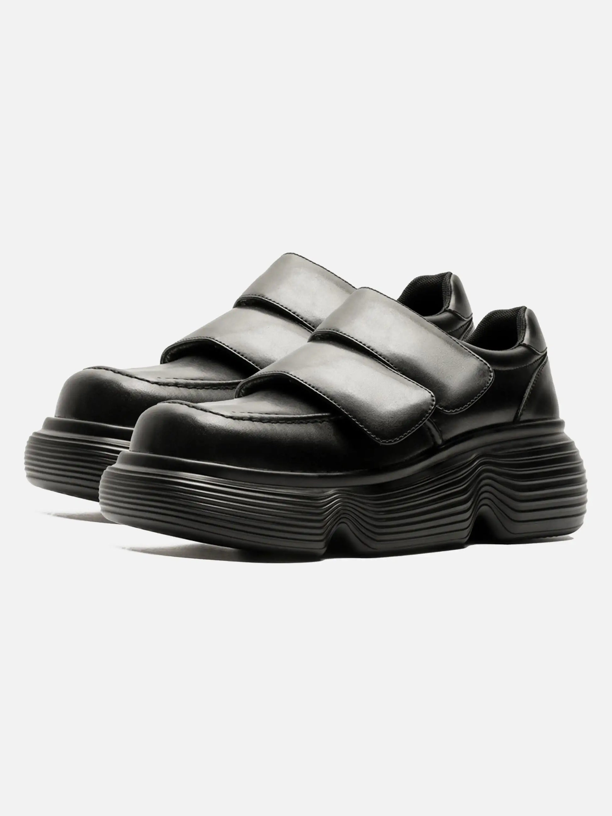 Disguisen Square Toe Paste Shoes