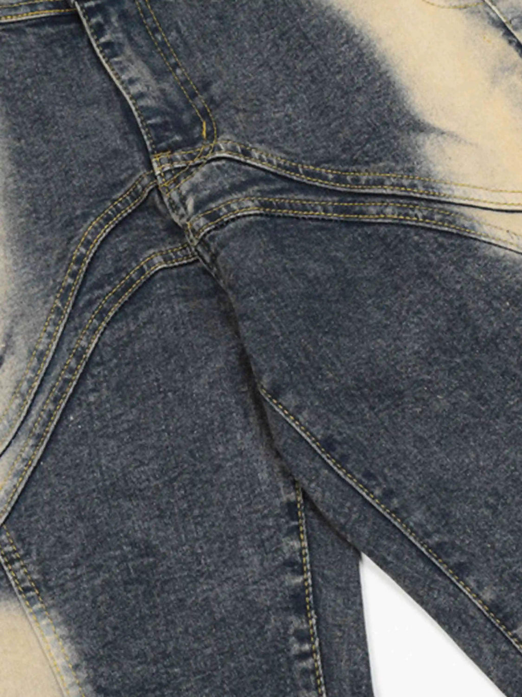 Disguisen High Street Vintage Flared Jeans