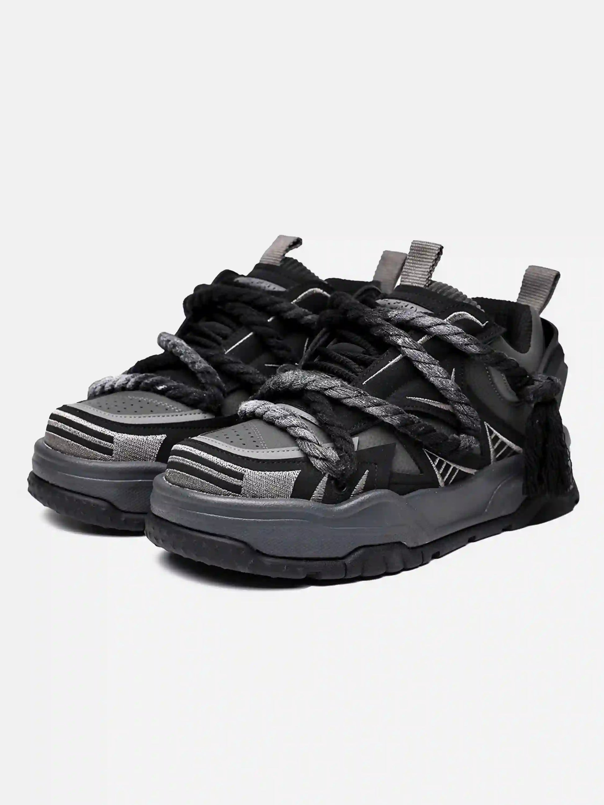 Disguisen Vintage Black Warrior Sneakers