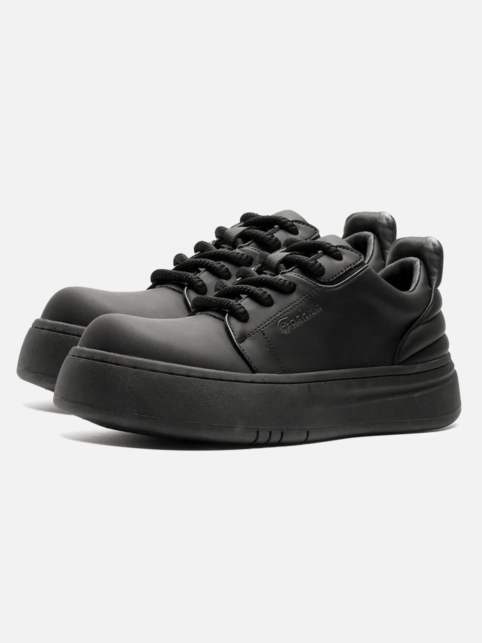 Disguisen Solid Color Thick Sole Shoes