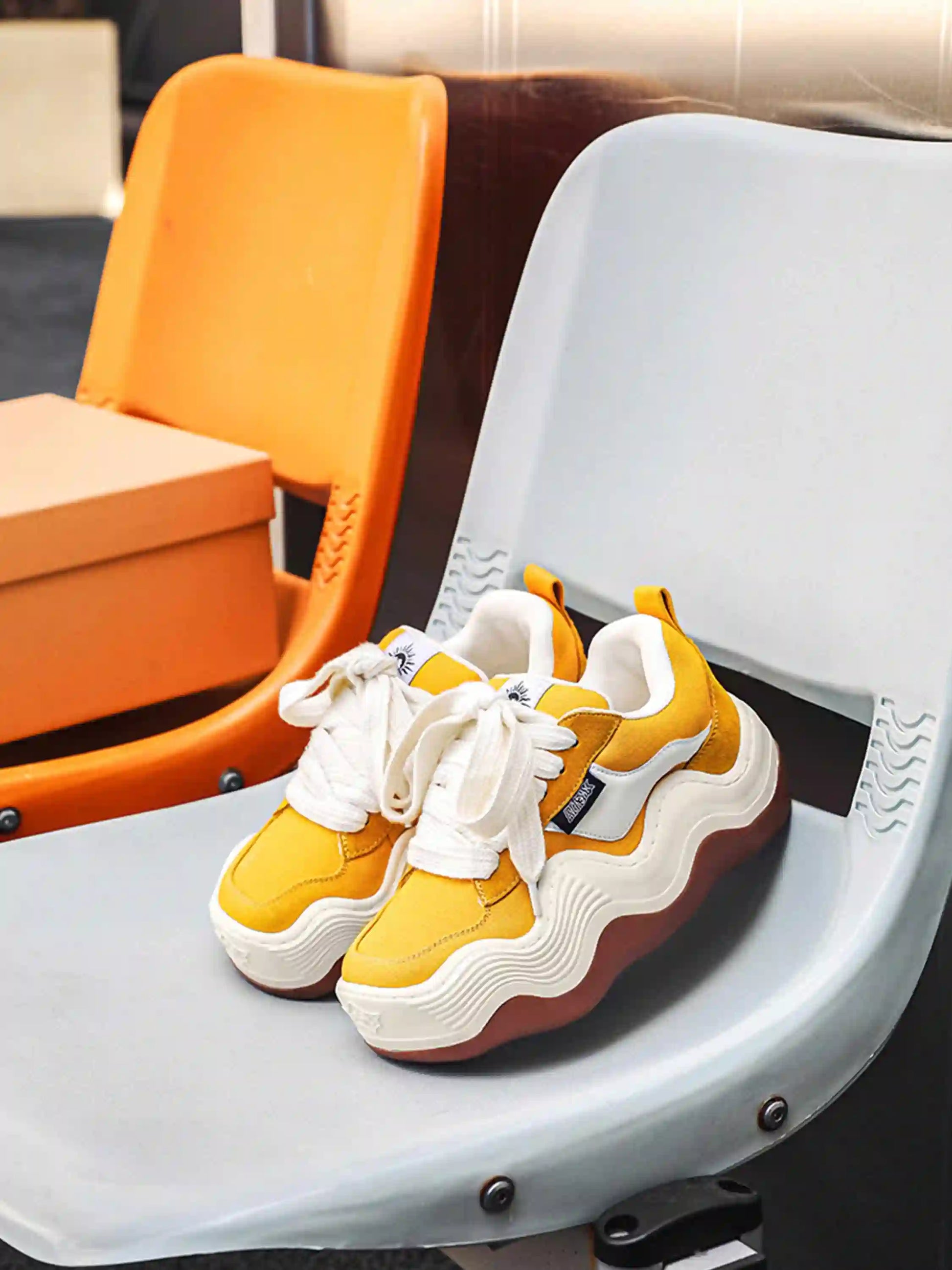 Disguisen Big Wave Contrast Color Sneakers