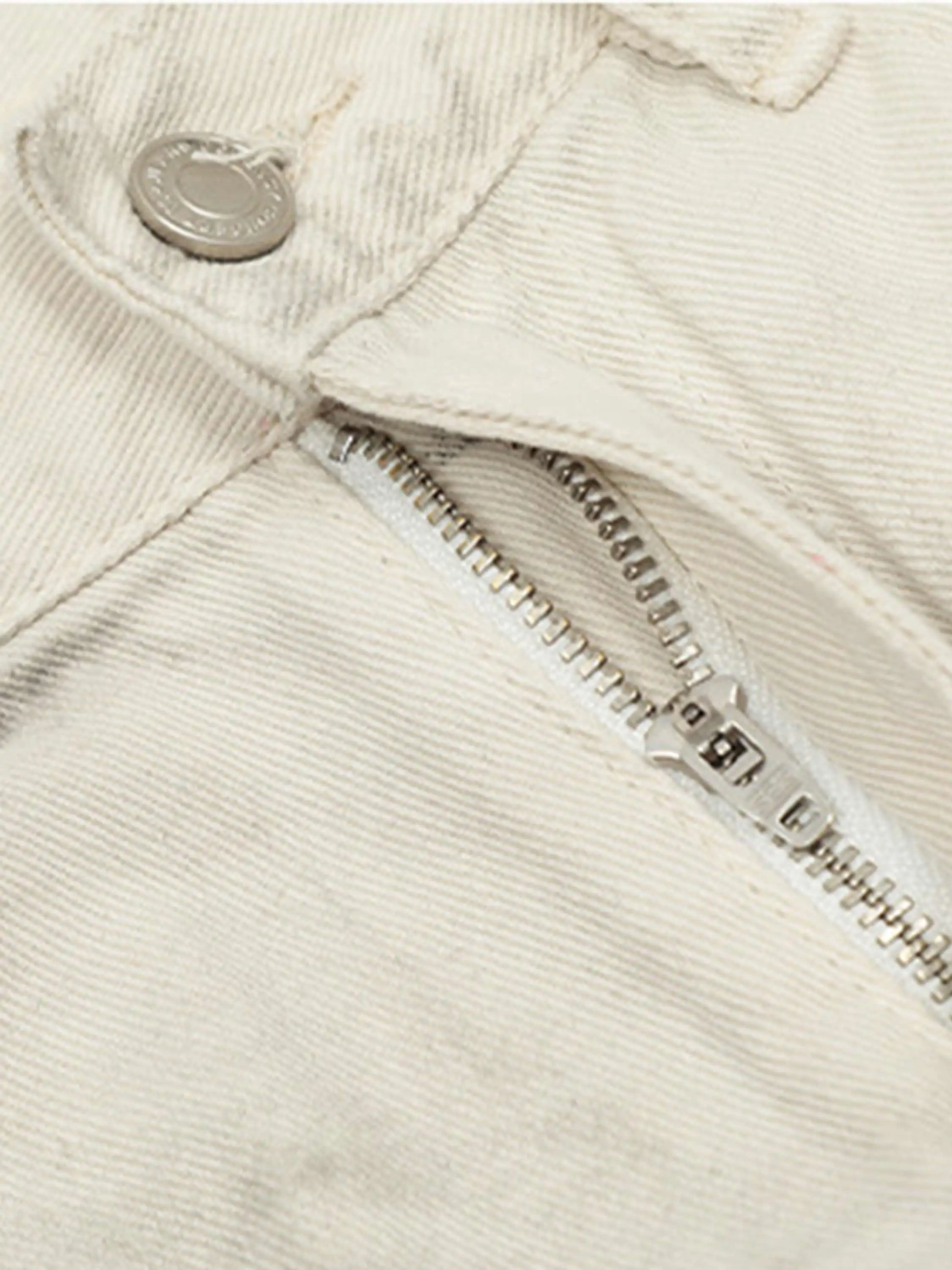 Disguisen Washed Distressed Jeans