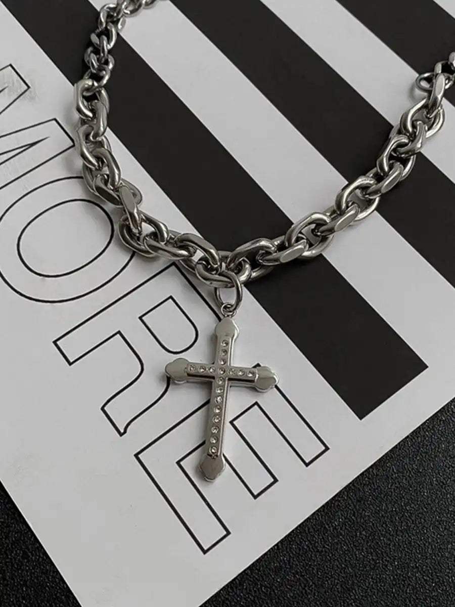 Disguisen Cross Diamond Necklace