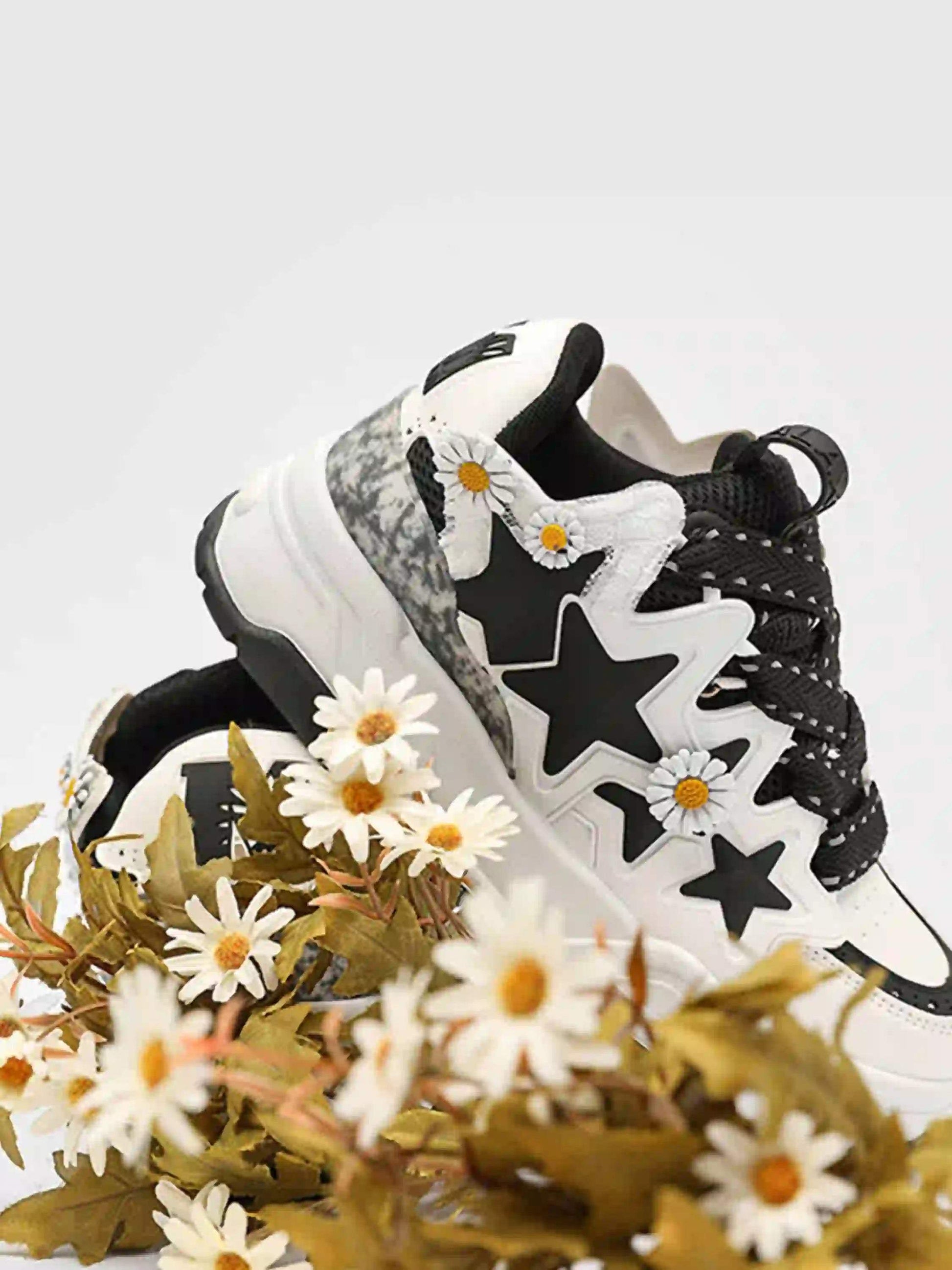 Disguisen Street Daisy Thick-Soled Sneakers