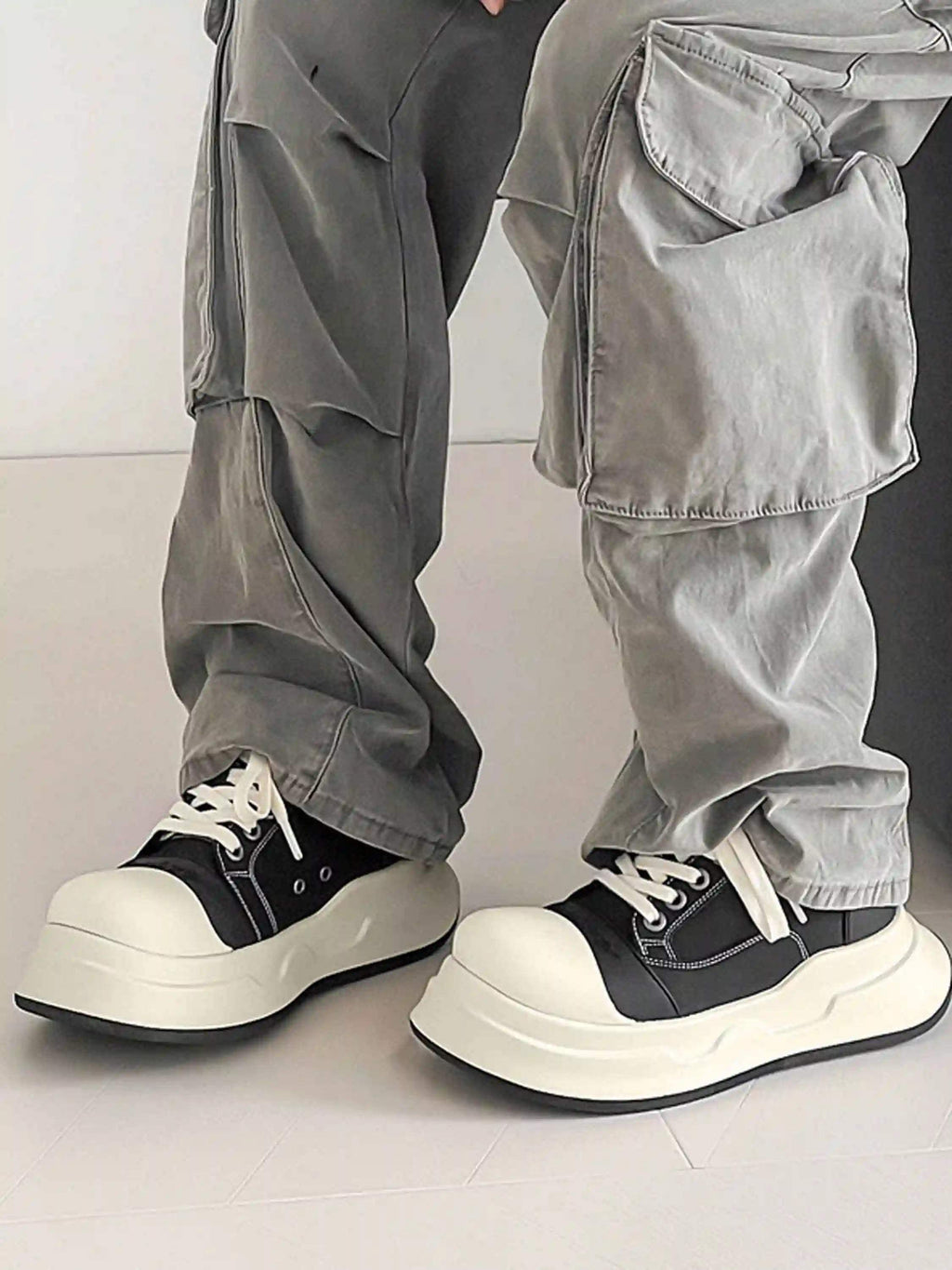 Disguisen Street Mickey Ugly Cute Thick-Soled Sneakers