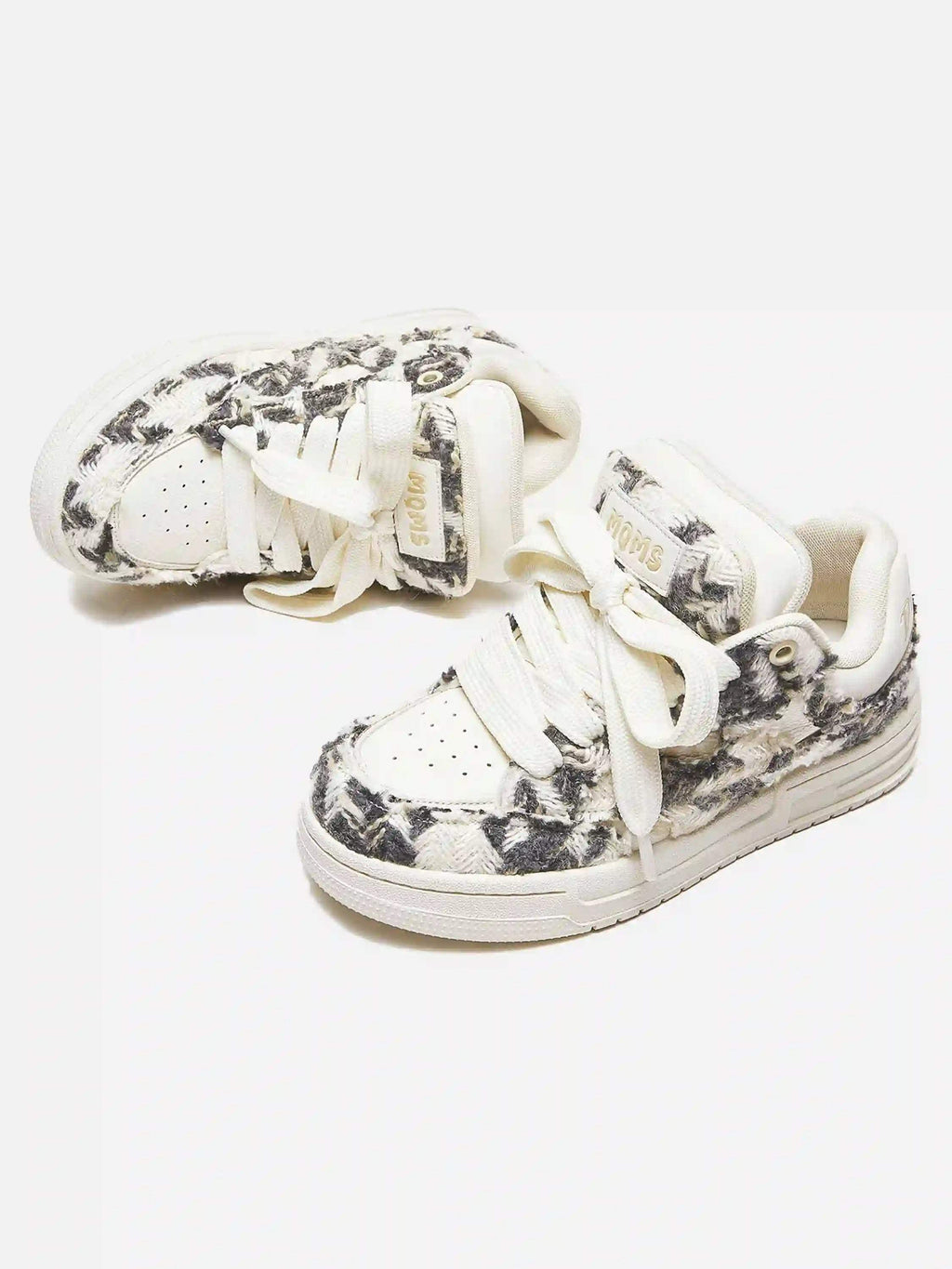 Bread Wear-Resistant Sneakers