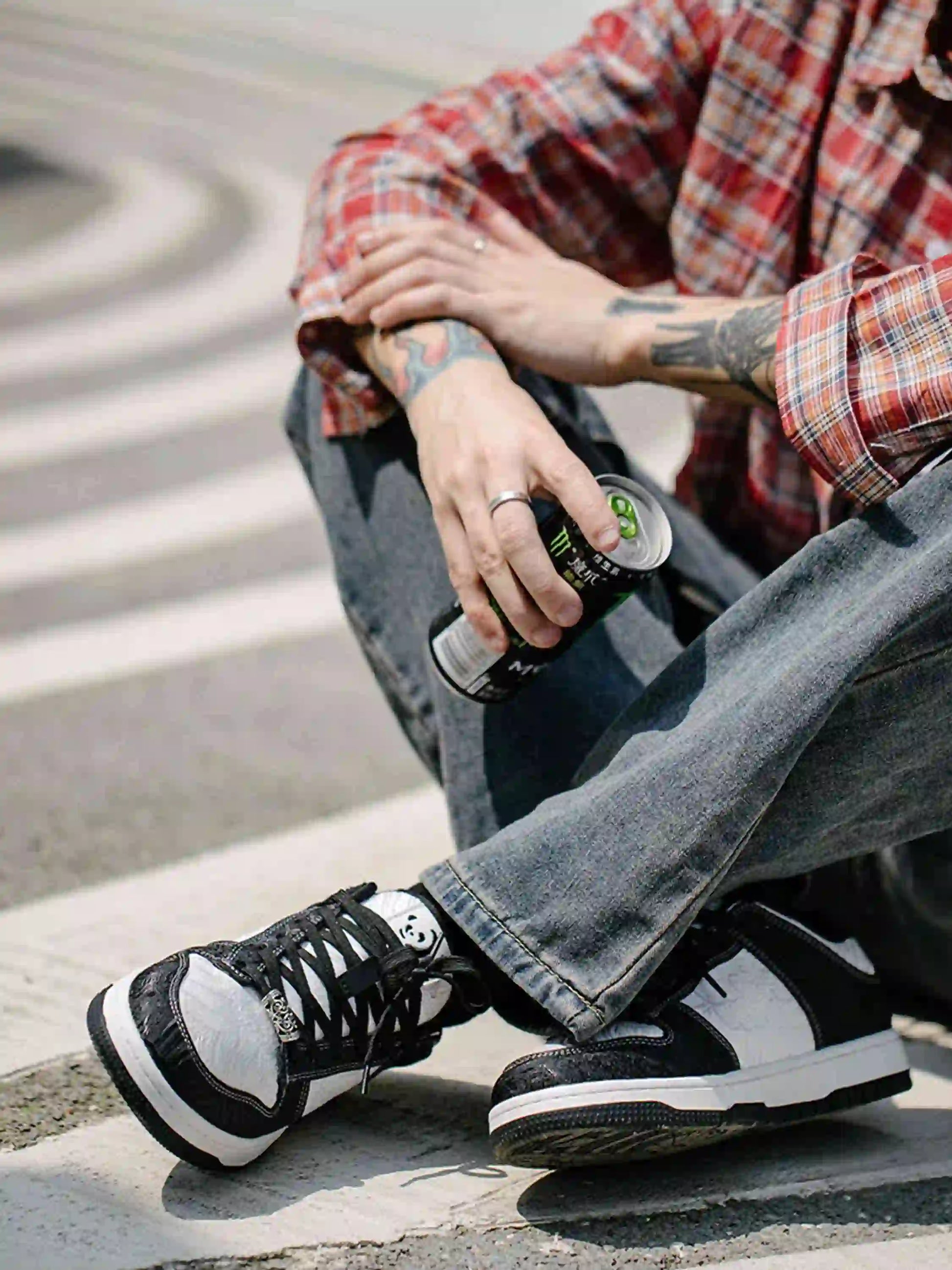 Disguisen Hip Hop Panda Silk Classic Skateboard Shoes