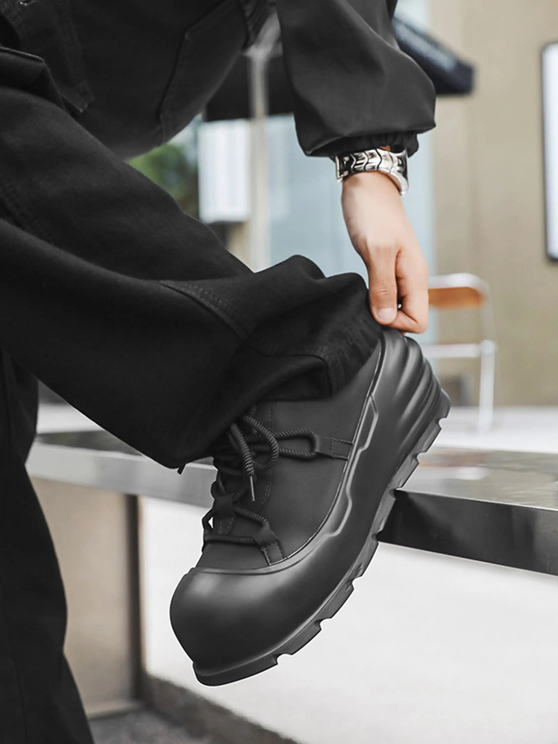 Disguisen Breathable Thick Sole Height-increasing Shoes