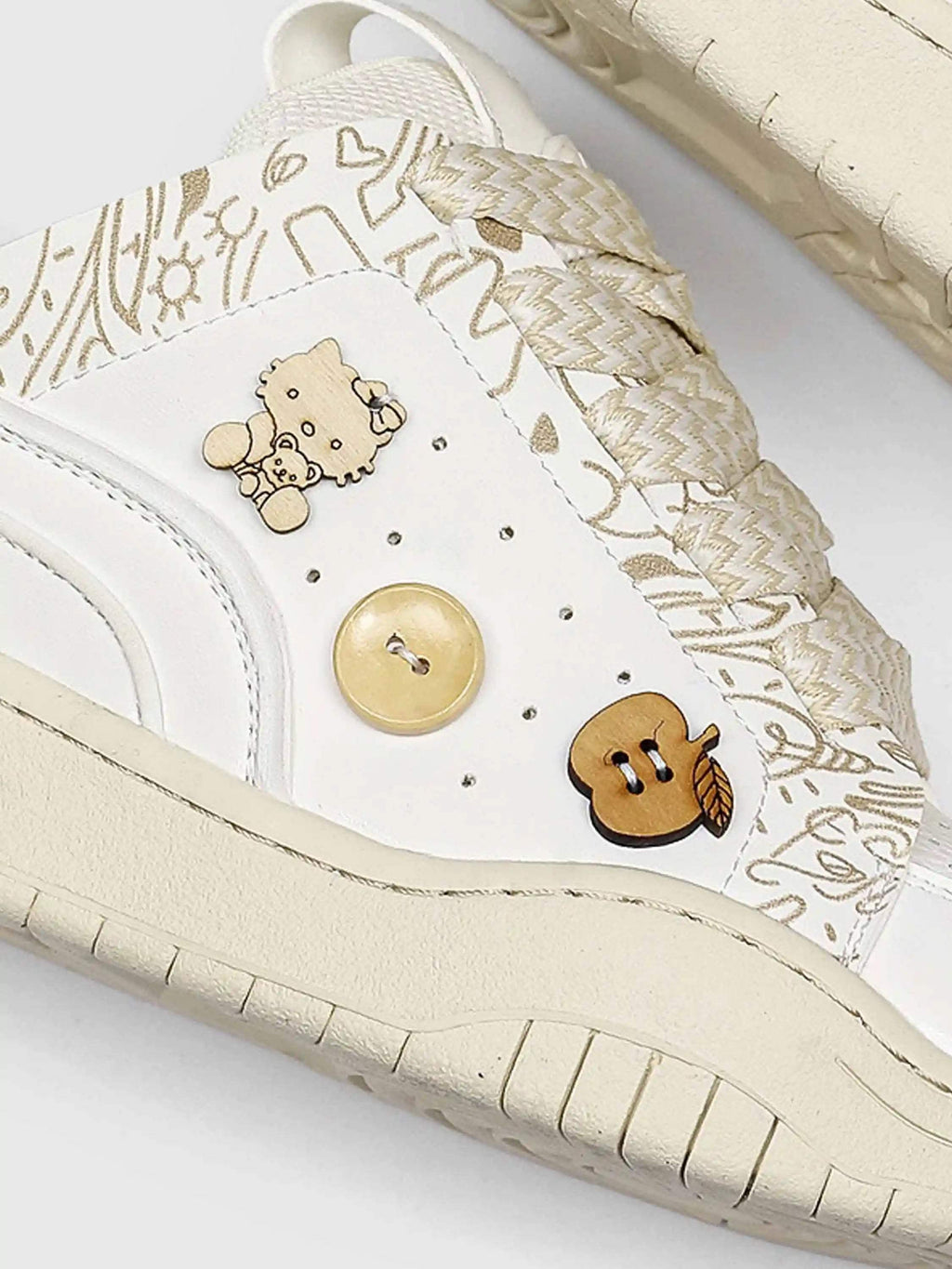 Disguisen Cartoon Thick-Soled Bread Button Shoes