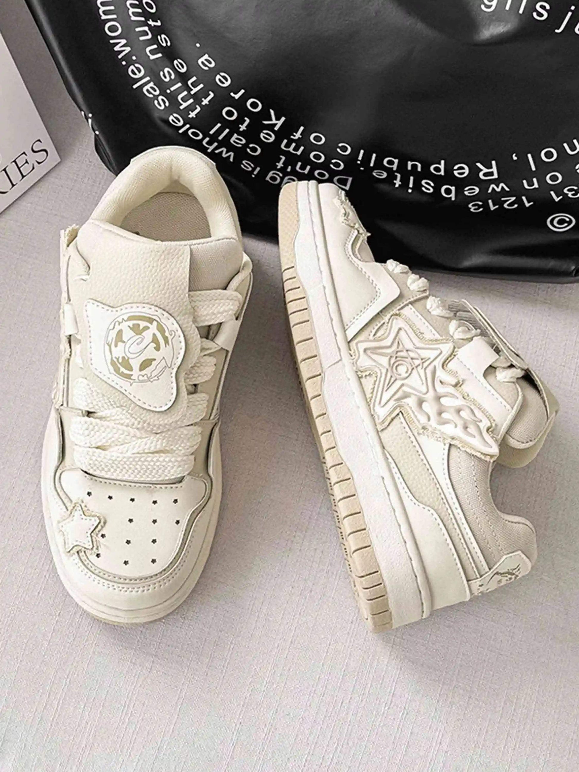 Disguisen American Niche Design Star Sneakers