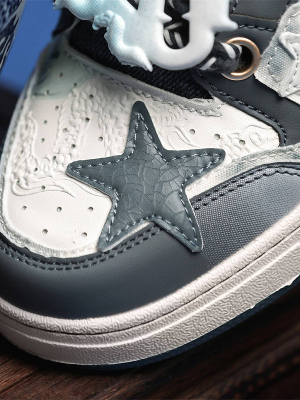Star Patch Thick-soled Sneakers