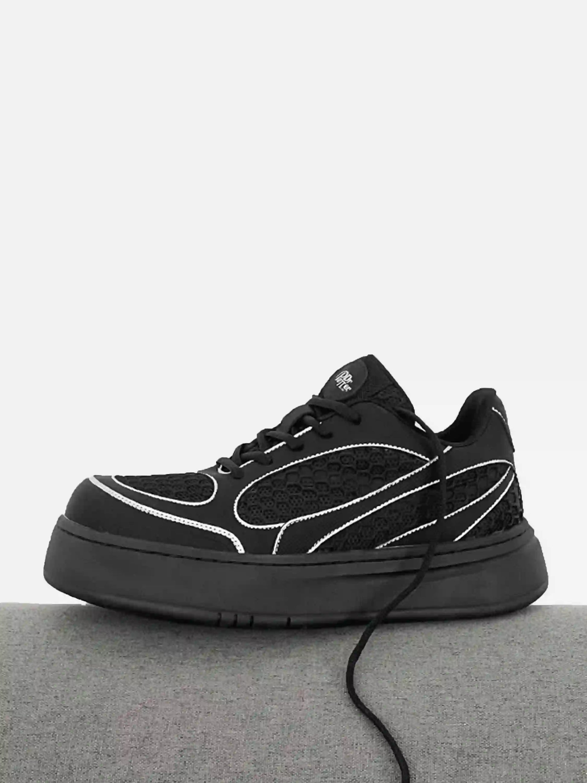 Disguisen Linear Design Mesh Sneakers