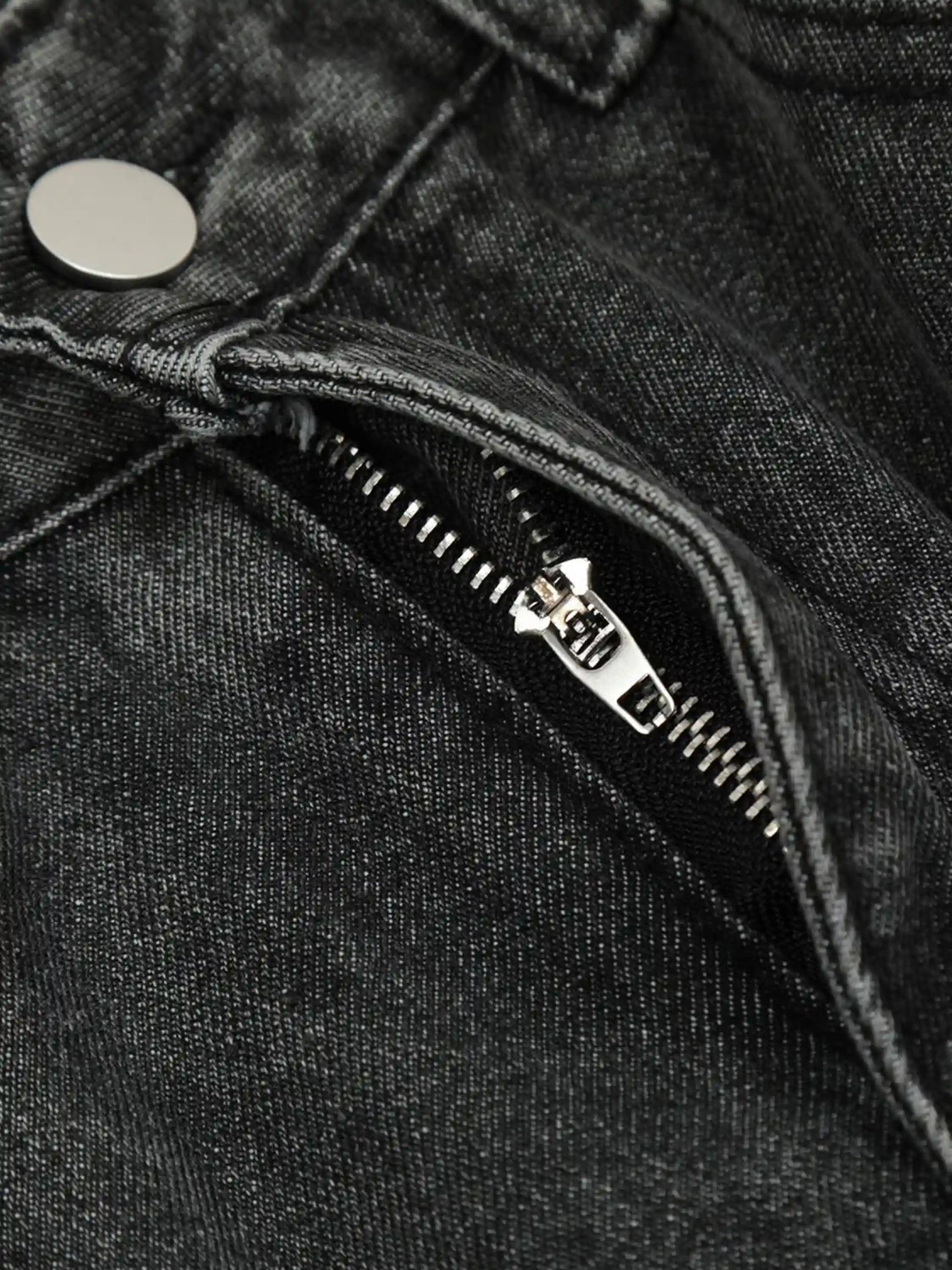 Distressed Star Patch Jeans