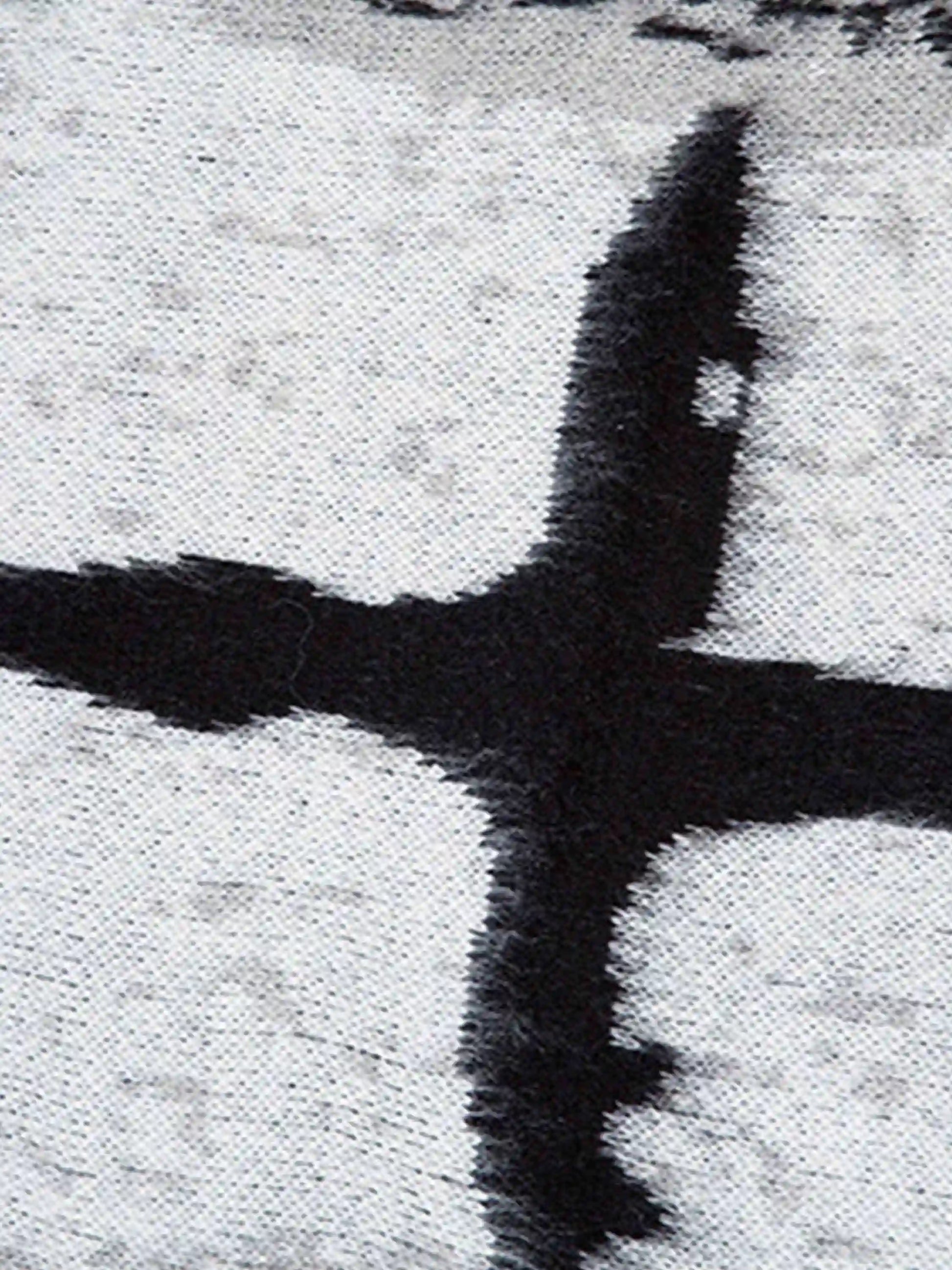 Disguisen Contrast Color Cross Sweater
