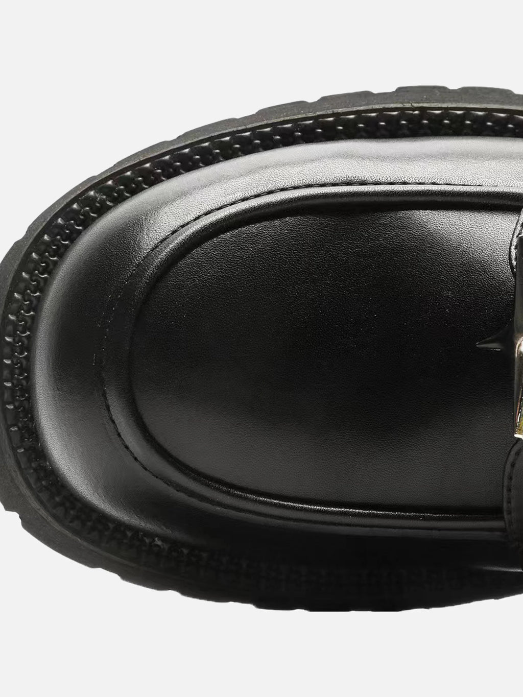 Four-pointed Star Strap Loafer