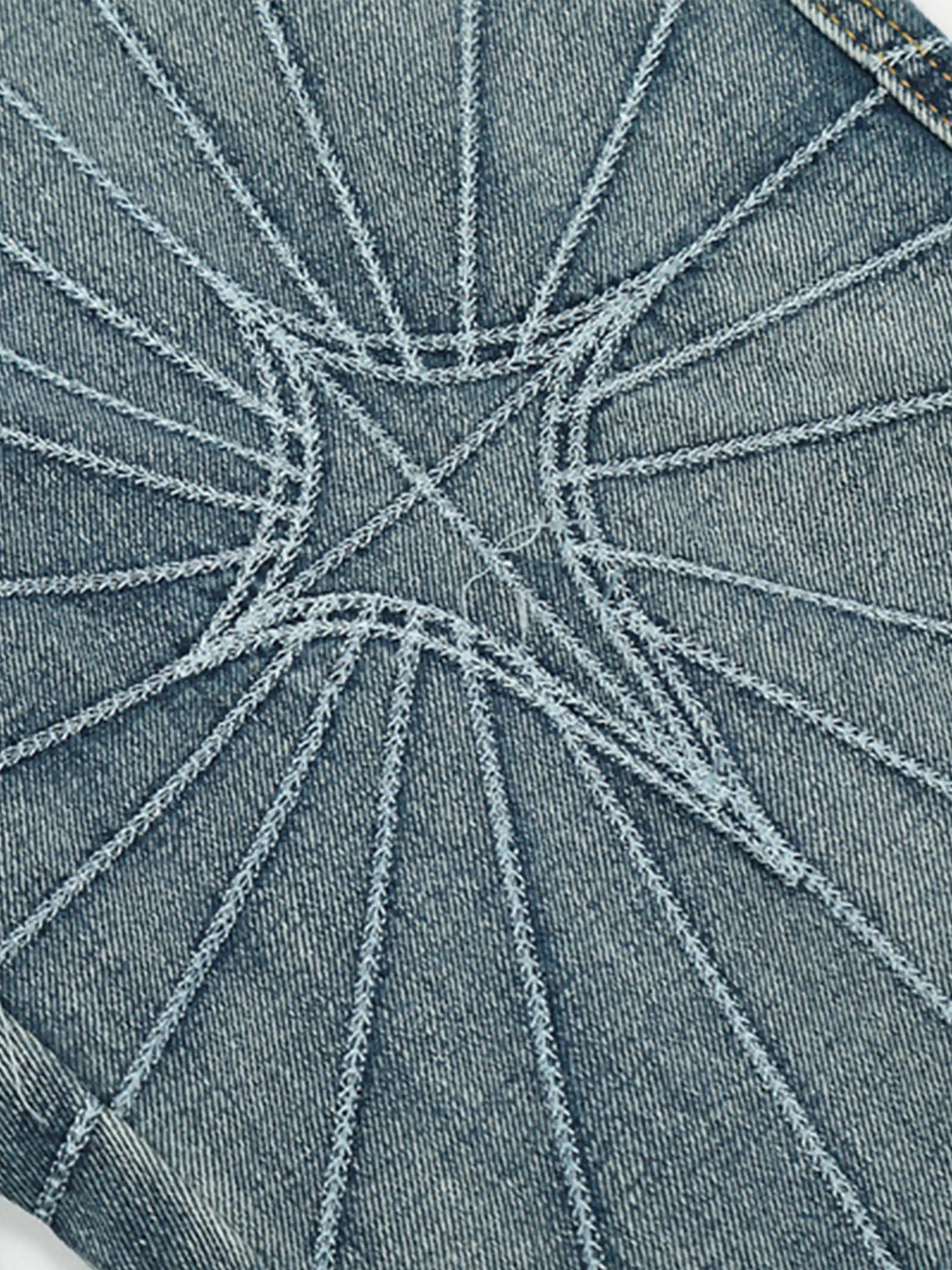 Spider Web Topstitched Loose Jeans