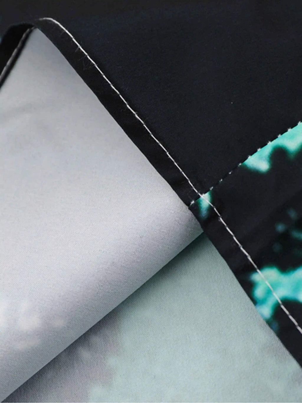 Disguisen Gypsophila Floral Shirt