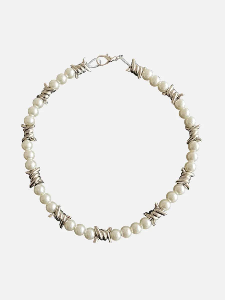 Disguisen Punk Panel Pearl Necklace