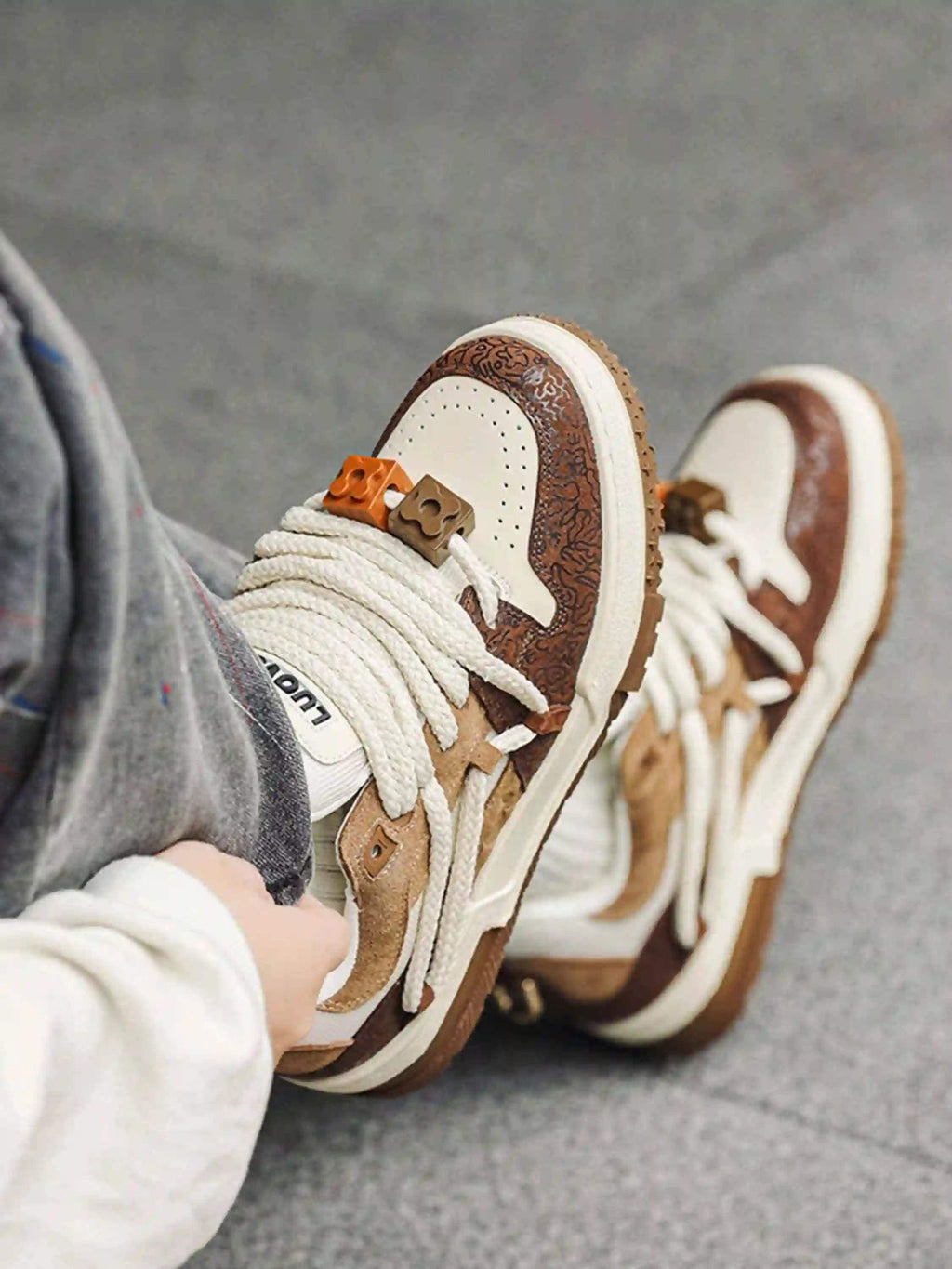Disguisen Everything Goes With Casual Sneakers