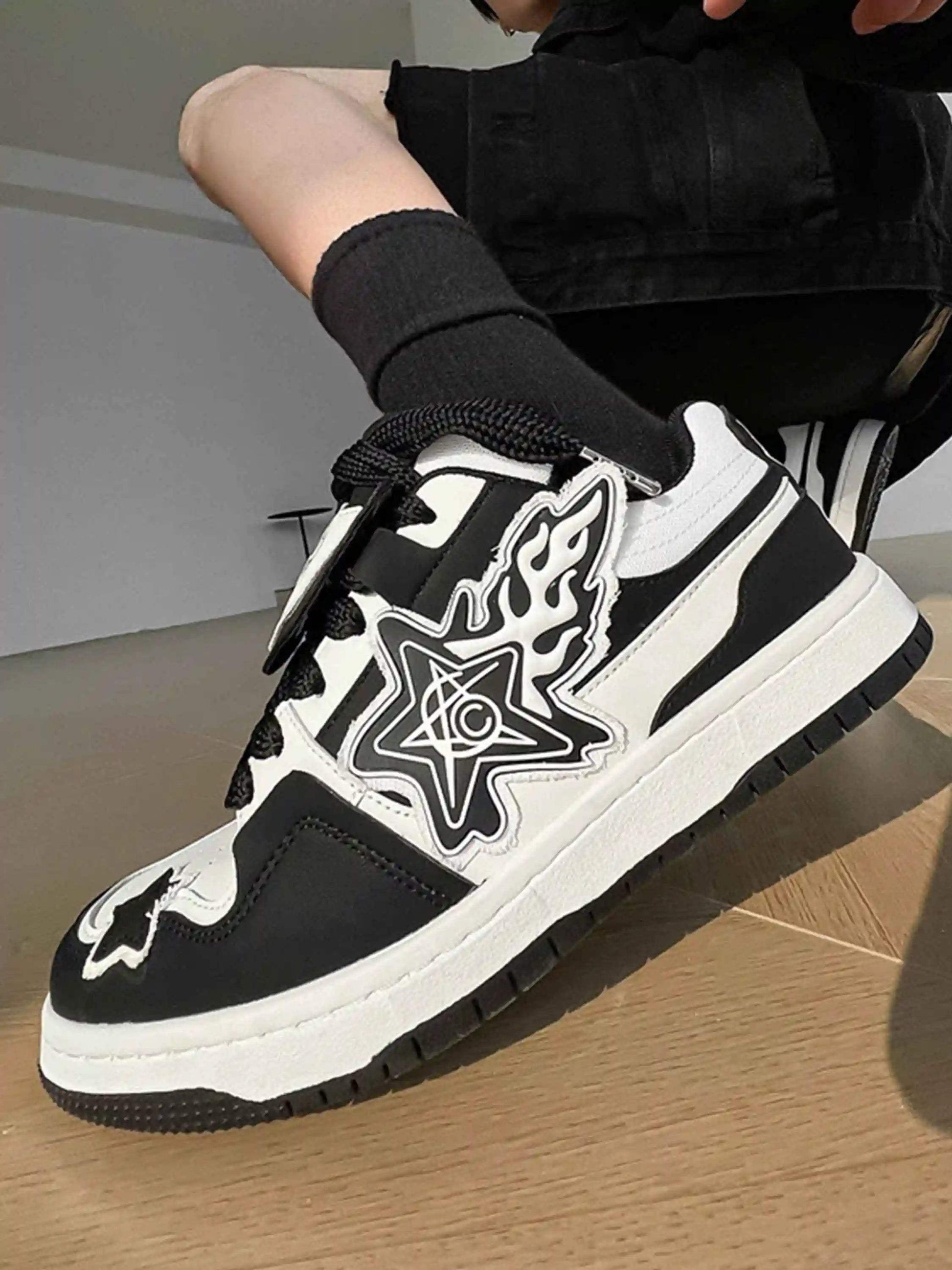 Disguisen American Niche Design Star Sneakers