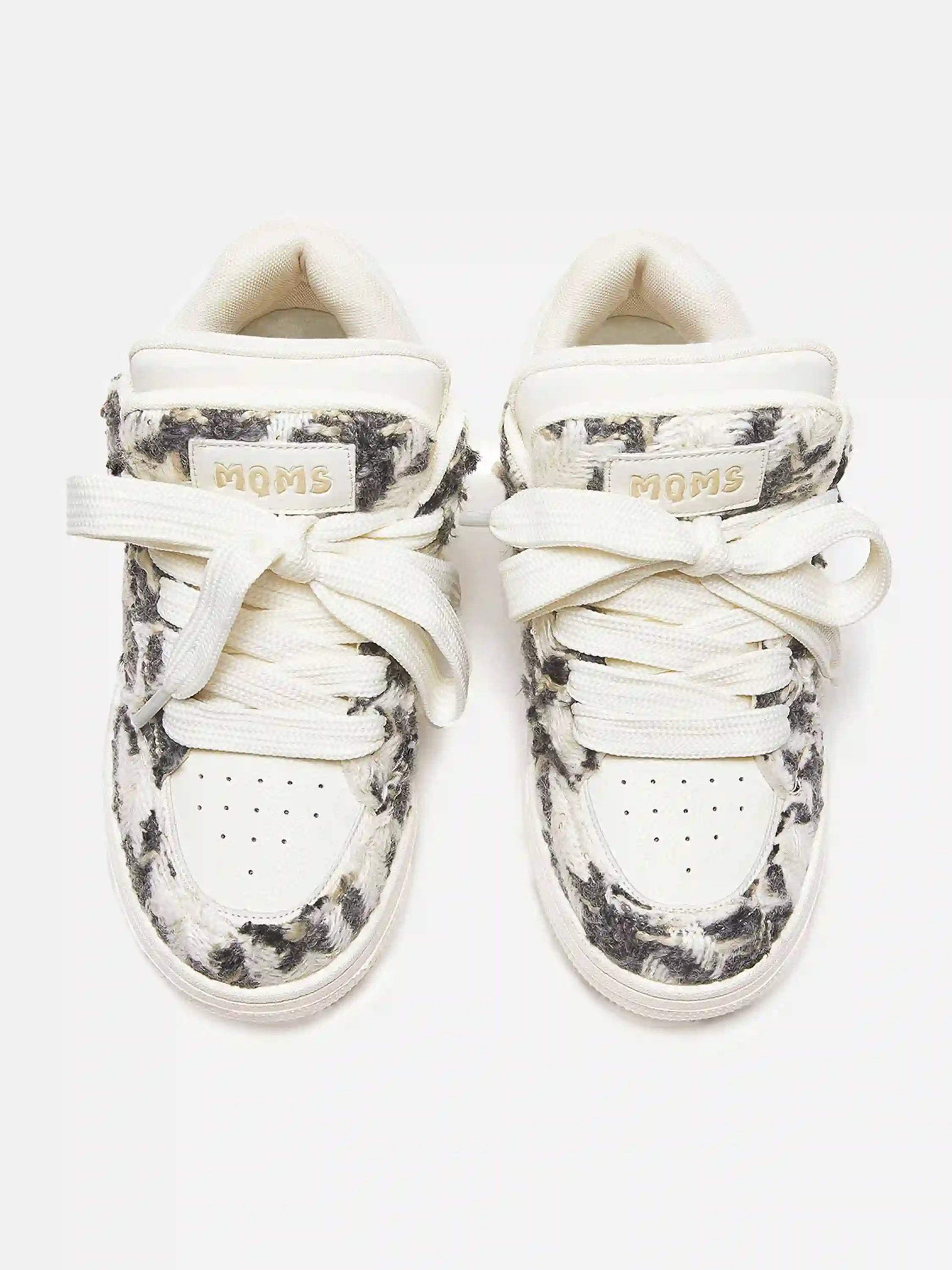 Bread Wear-Resistant Sneakers