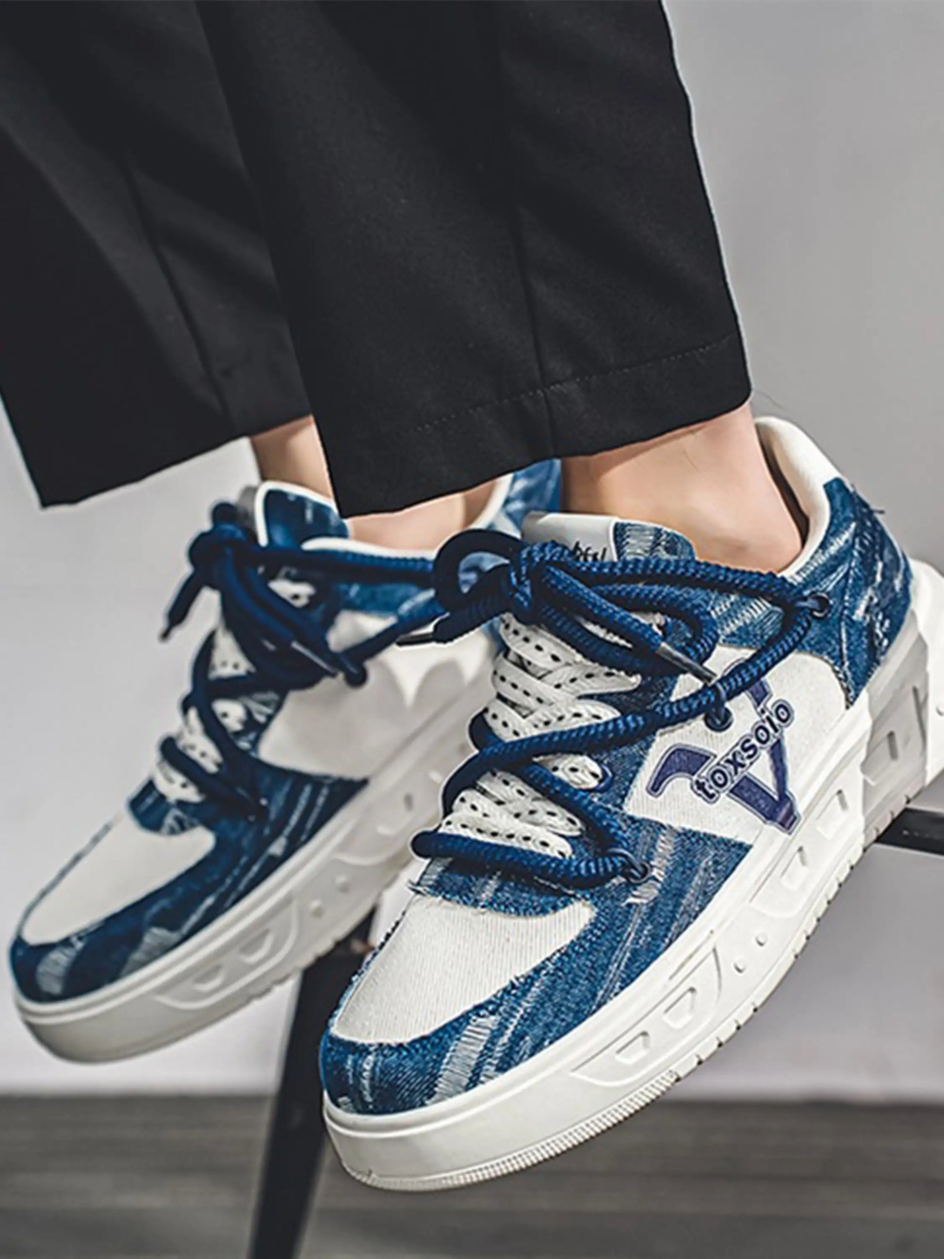 Disguisen Vintage Canvas Patchwork Sneakers