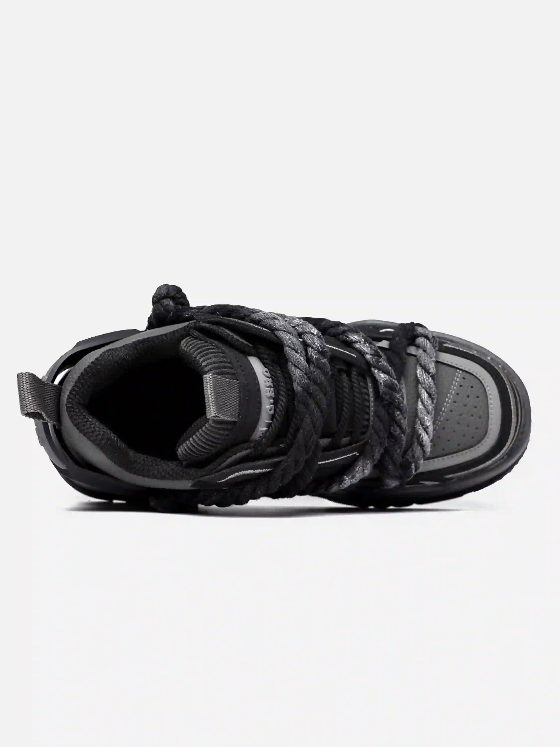 Disguisen Vintage Black Warrior Sneakers