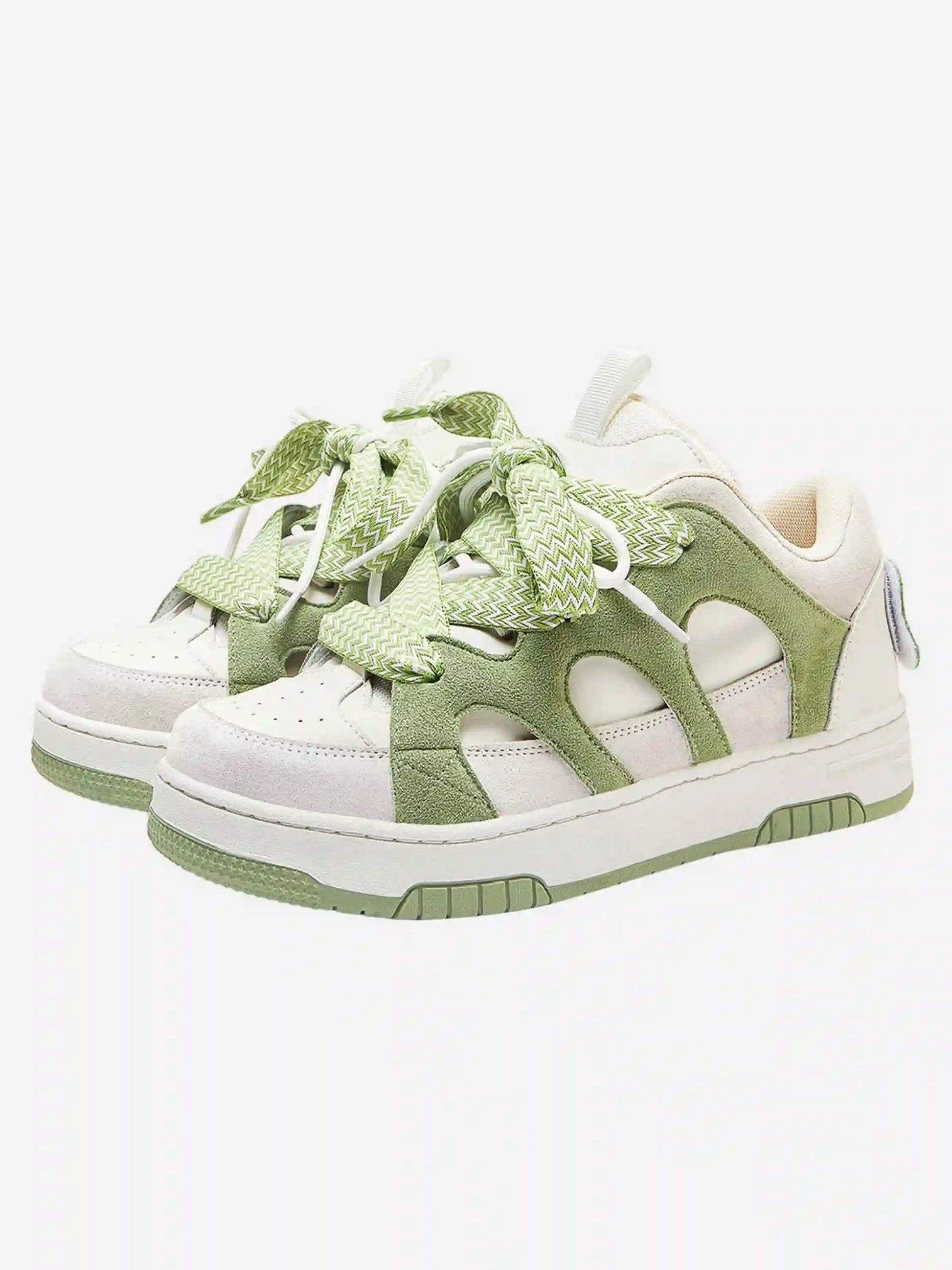 Disguisen Street Rap Sneakers With Thick Sole Structure Design