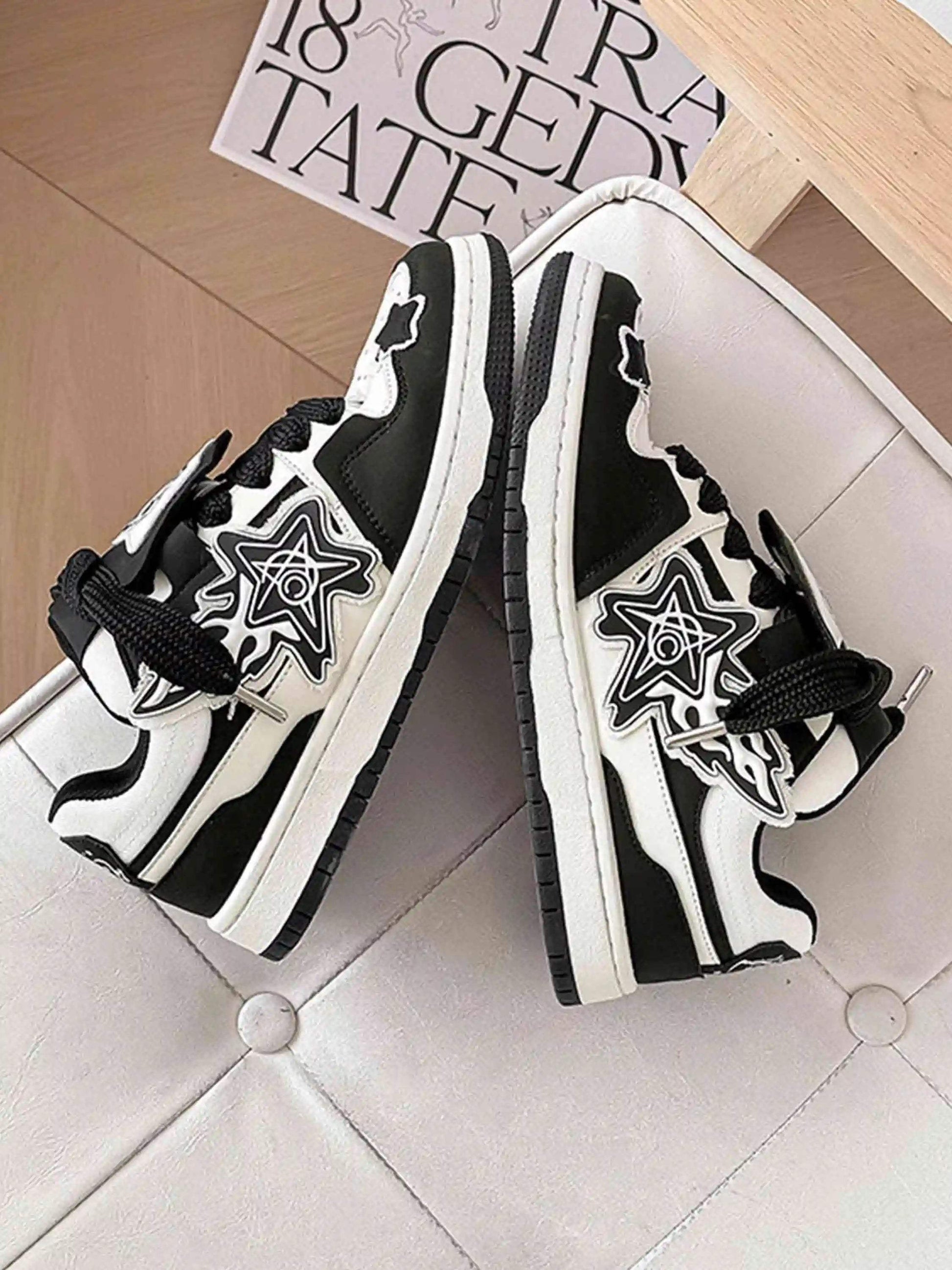 Disguisen American Niche Design Star Sneakers